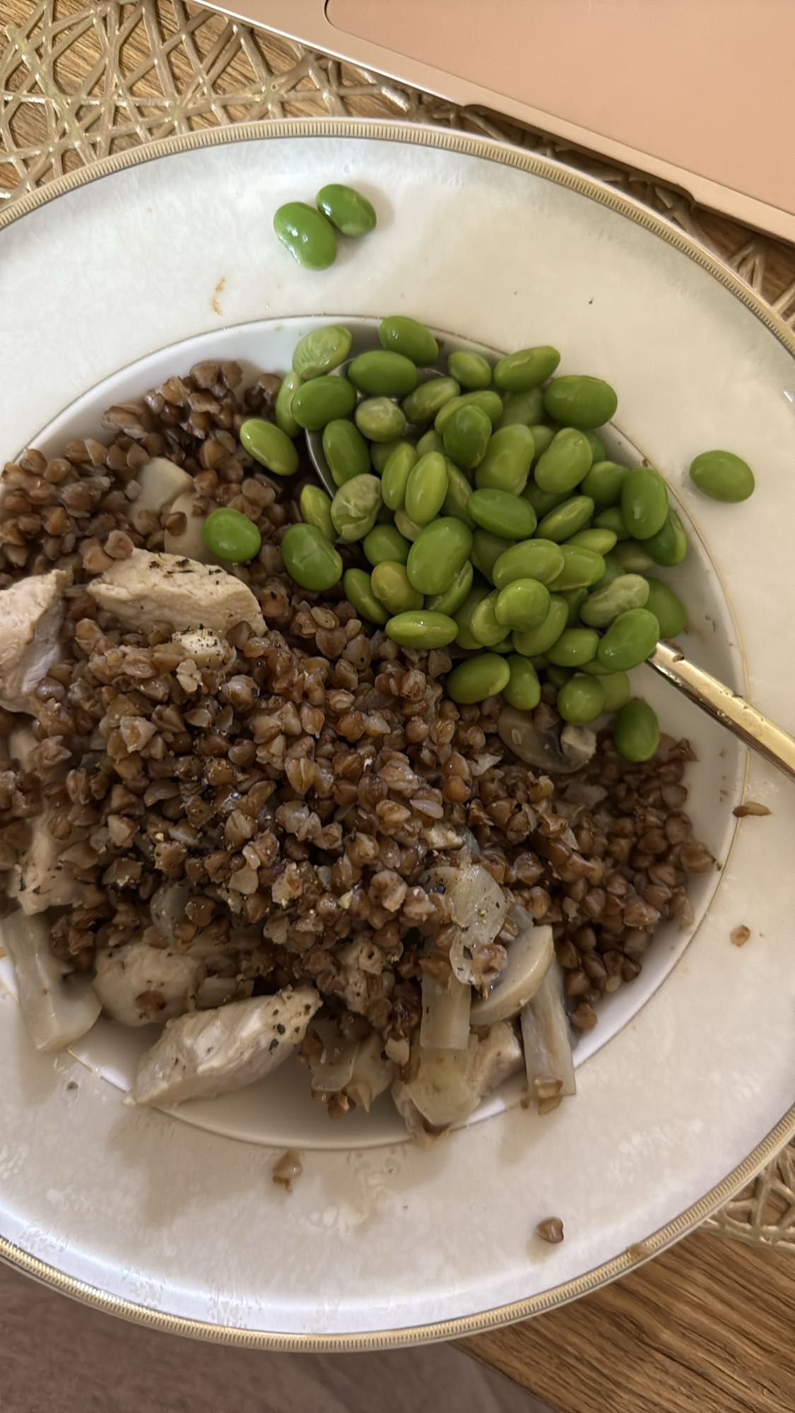 гречка с курицей и эдамаме