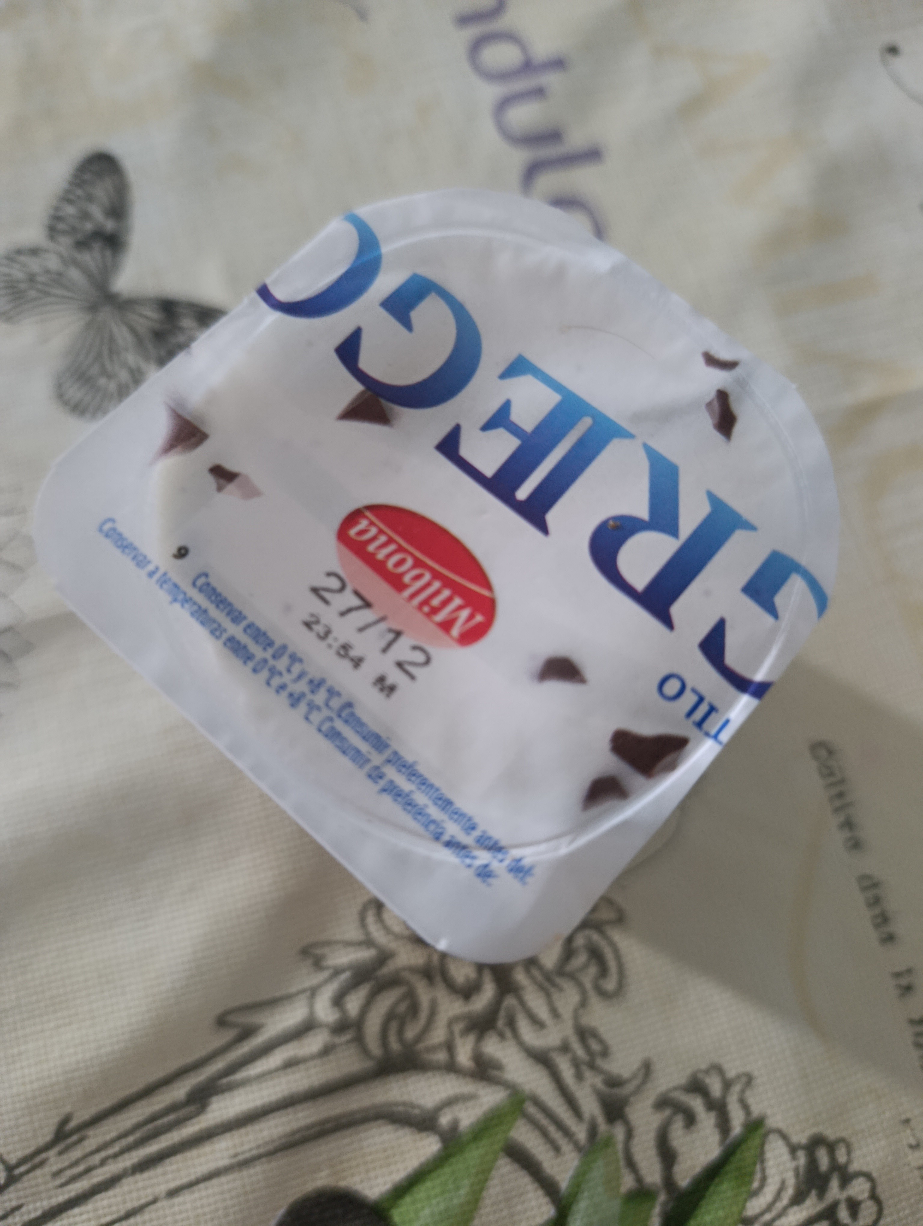 yogur griego con chocolate