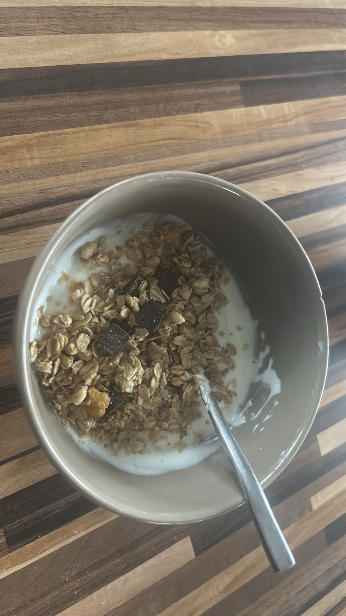 Yaourt et granola