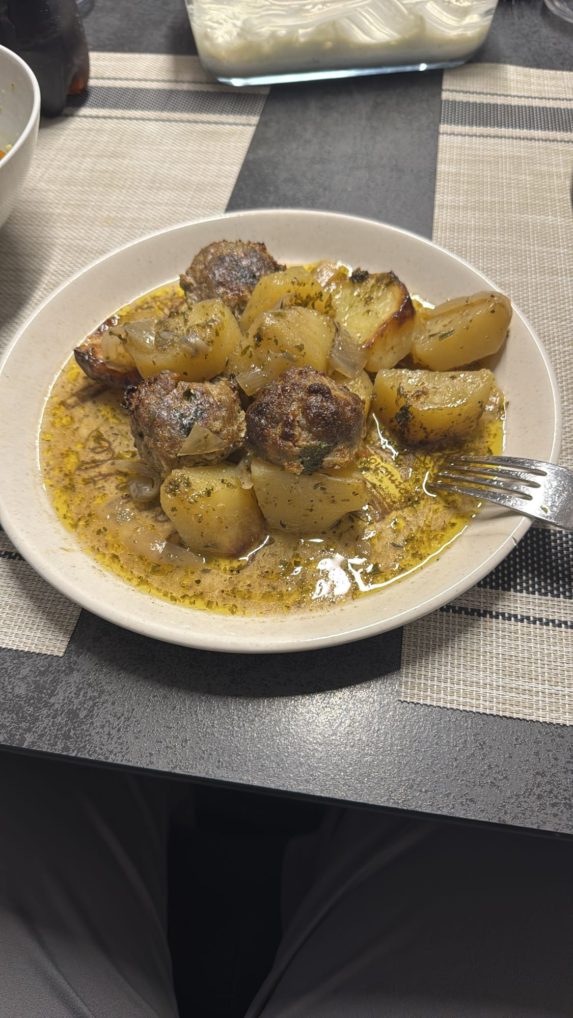 Köfte mit Kartoffeln