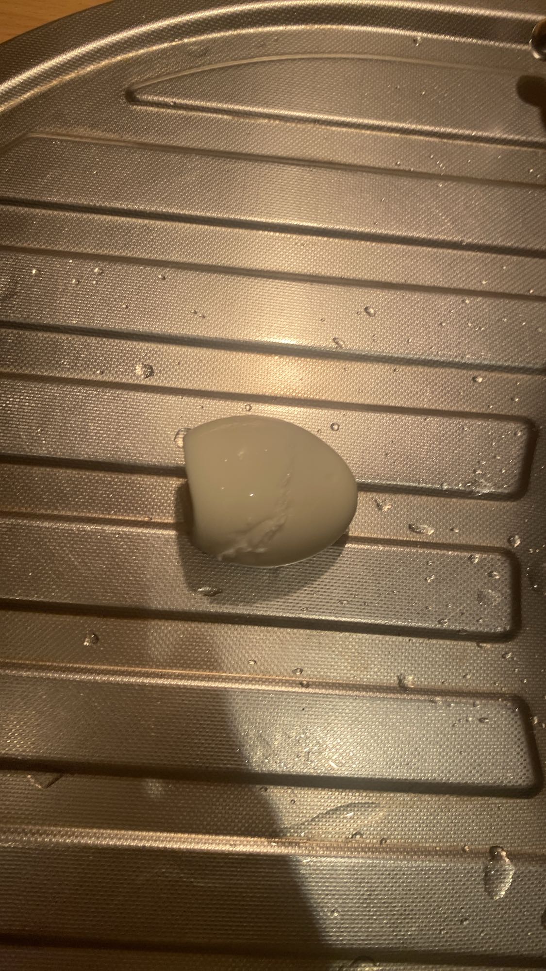 Połówka jajka gotowanego