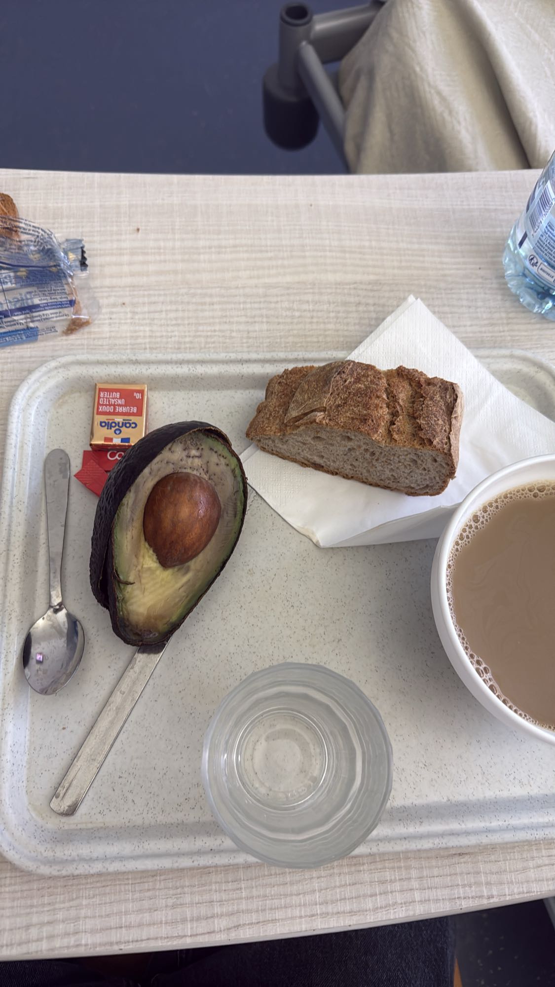 Petit-déjeuner avocat