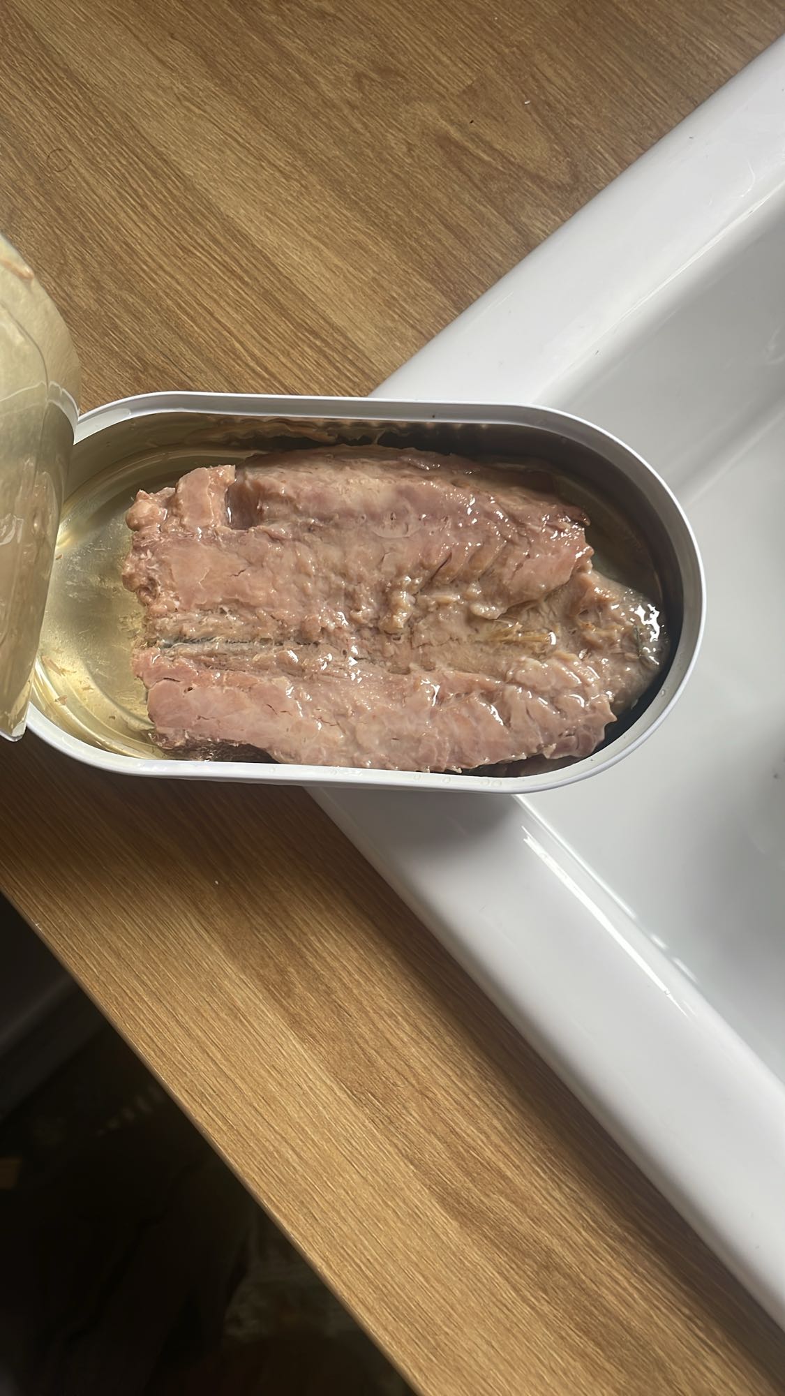 Filet z makreli w oleju roślinnym