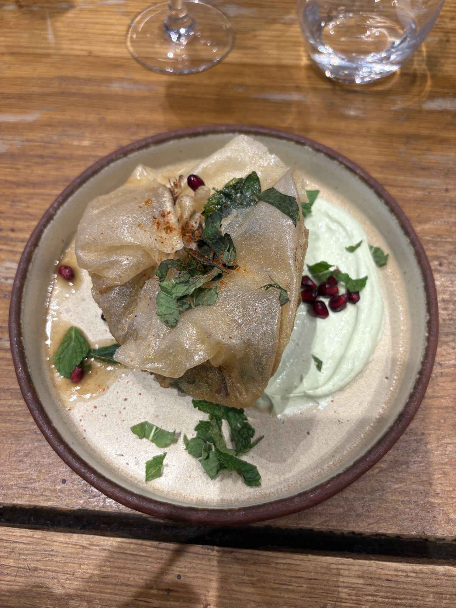 Feuilleté légumes, agneau et crème