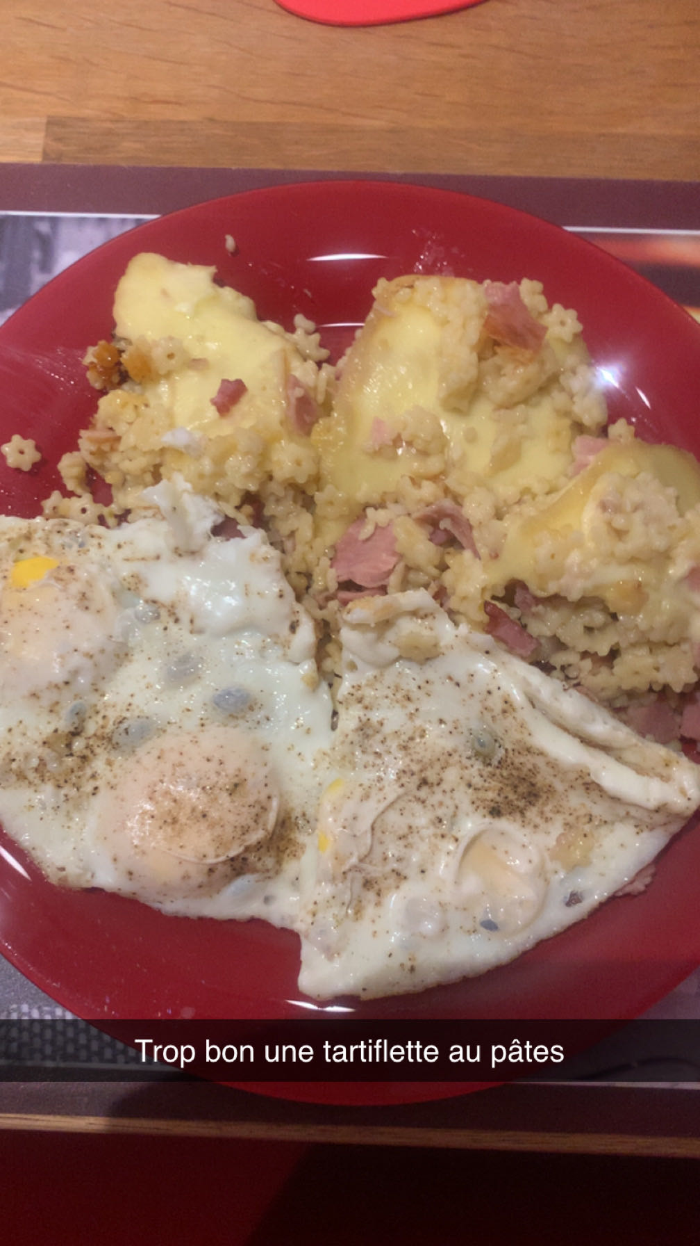 Tartiflette aux pâtes et œufs