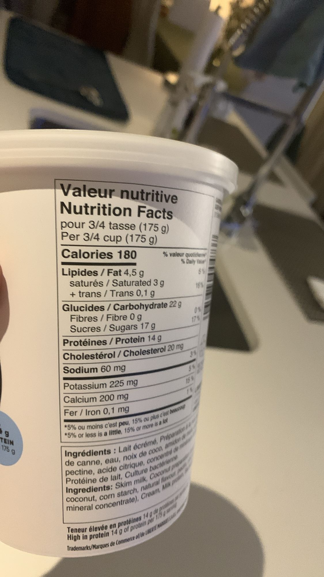 Yogourt à la noix de coco