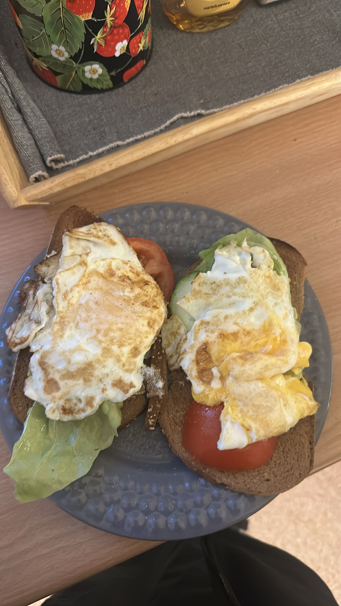 Äggmackor med grönsaker