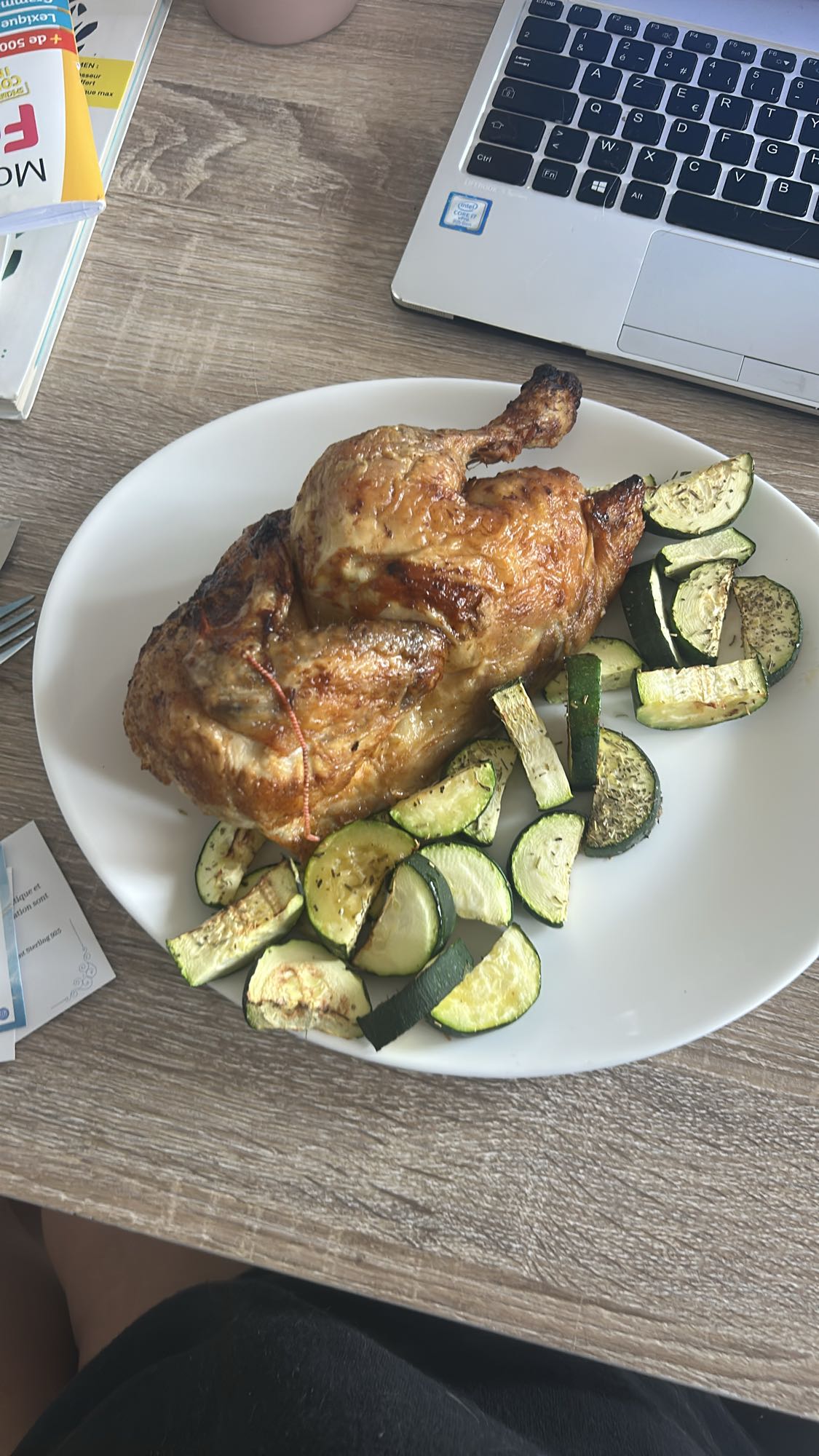 Poulet rôti et courgettes