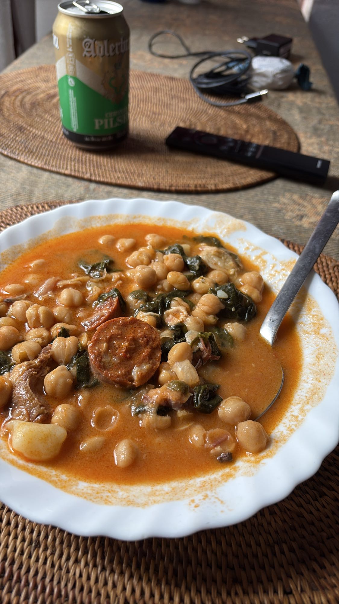 guiso de garbanzos y chorizo