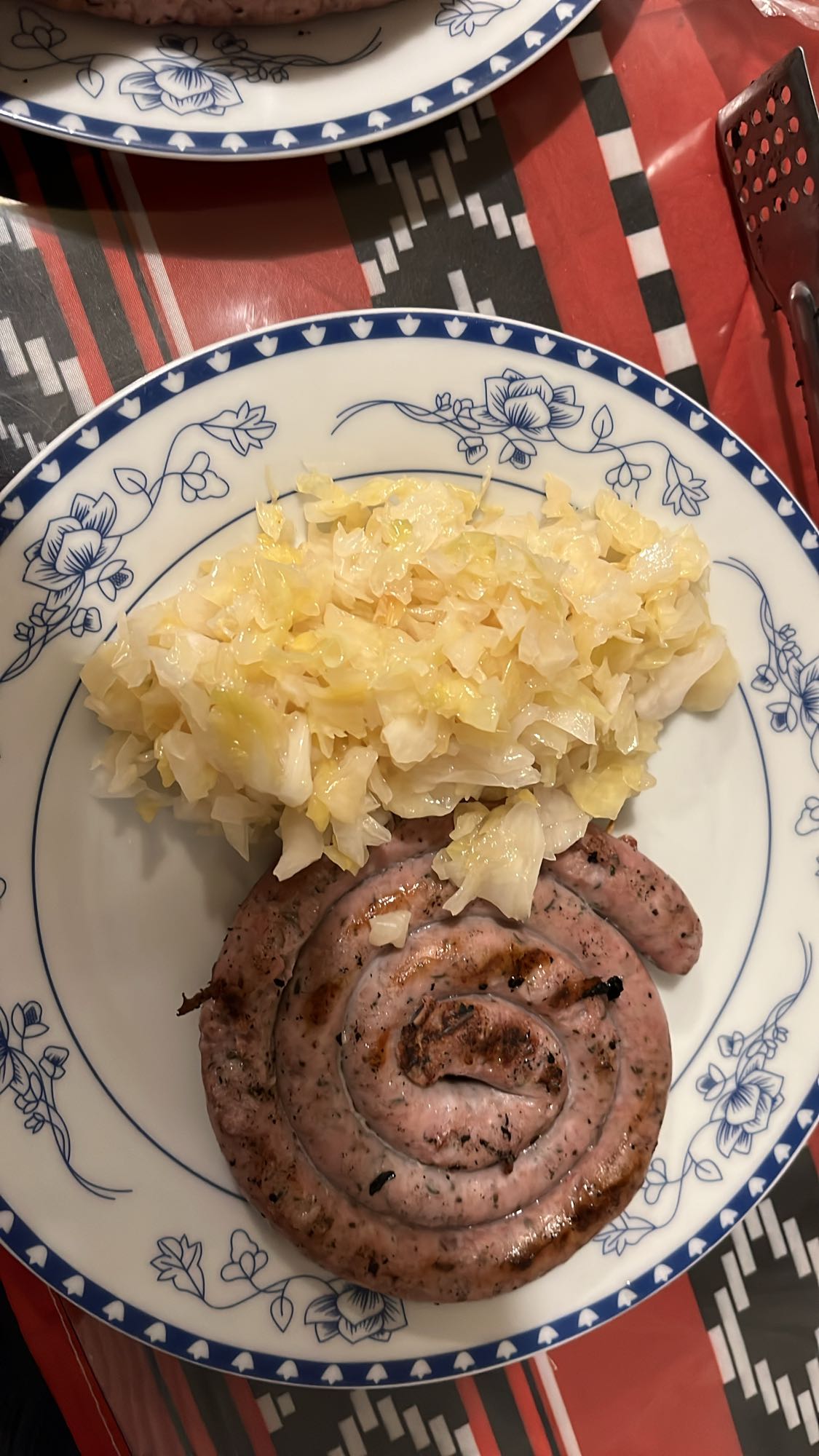 наденица с кисело зеле