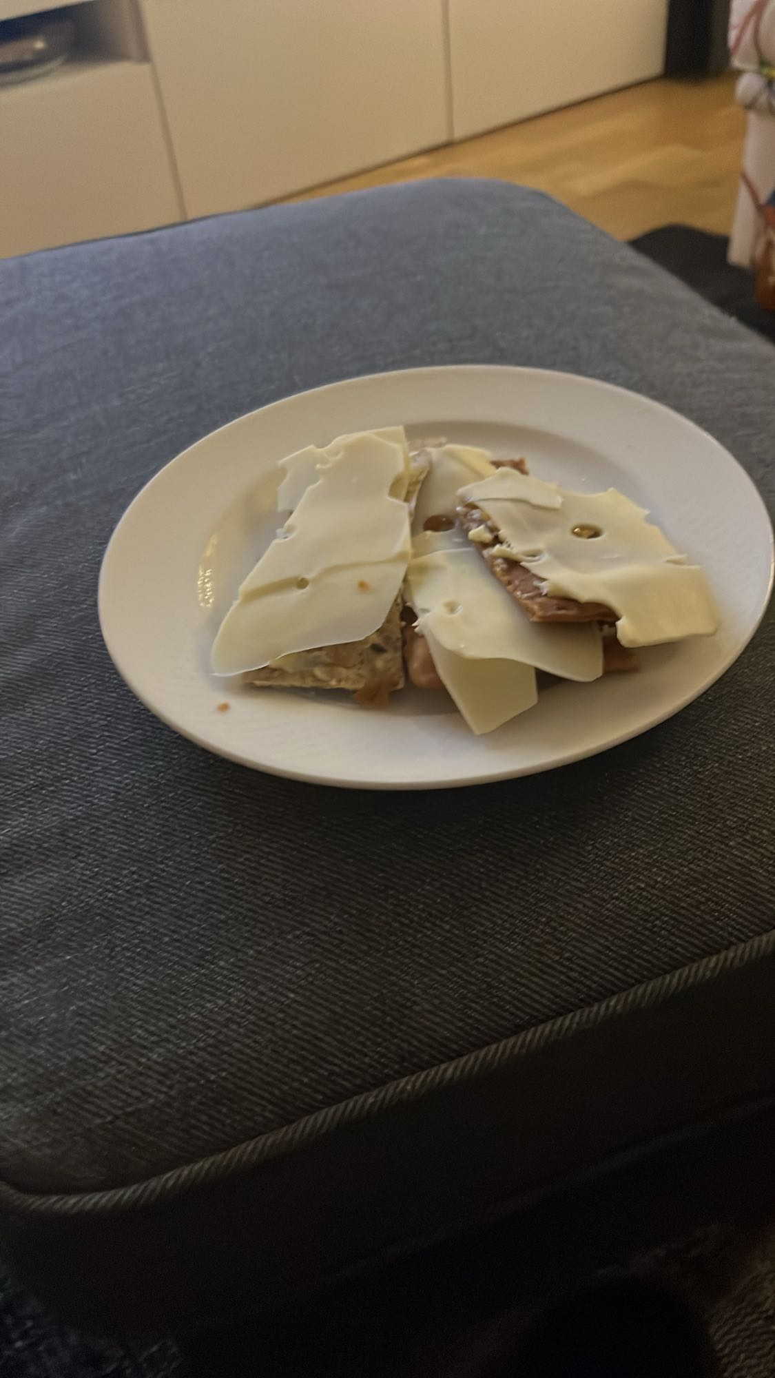 Knäckebröd med ost