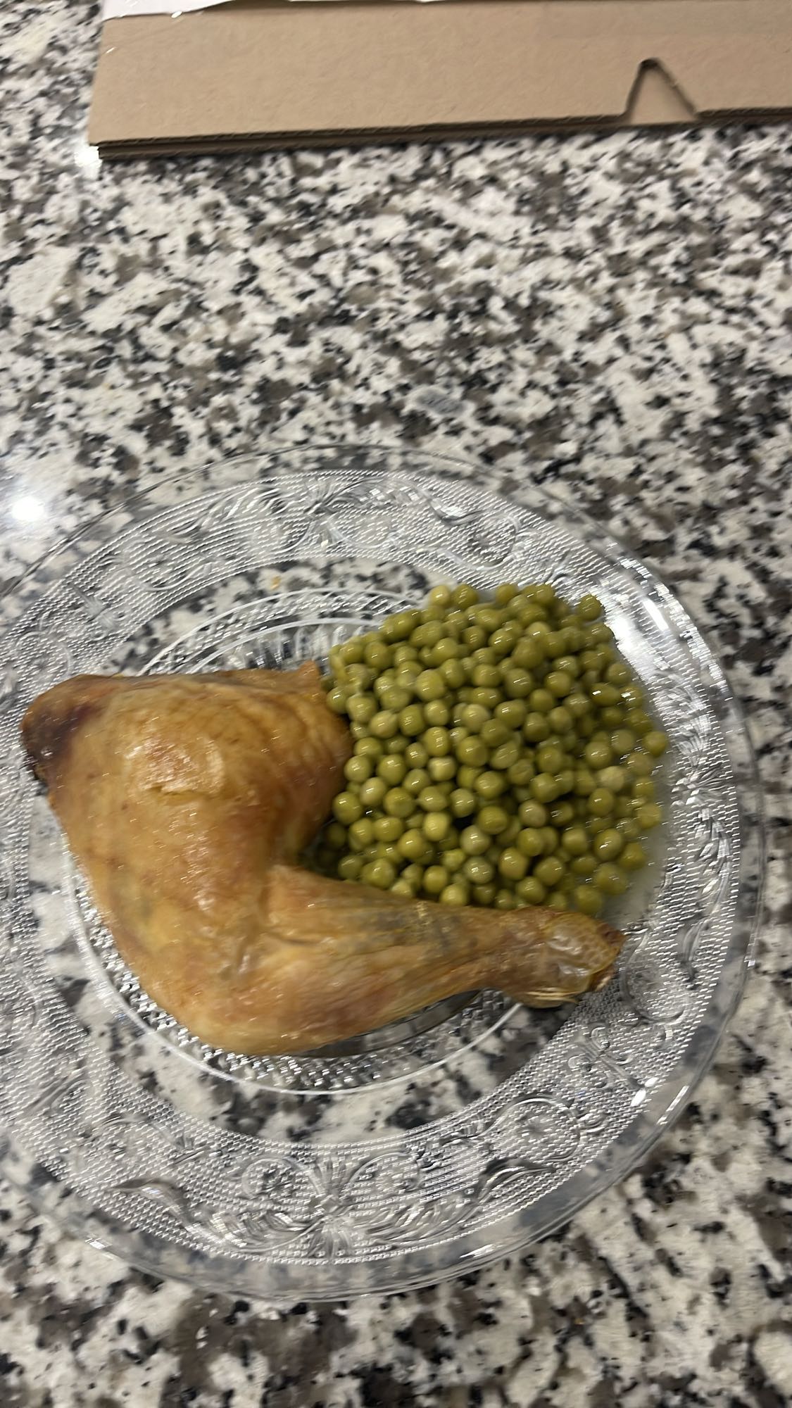 Poulet rôti et petits pois