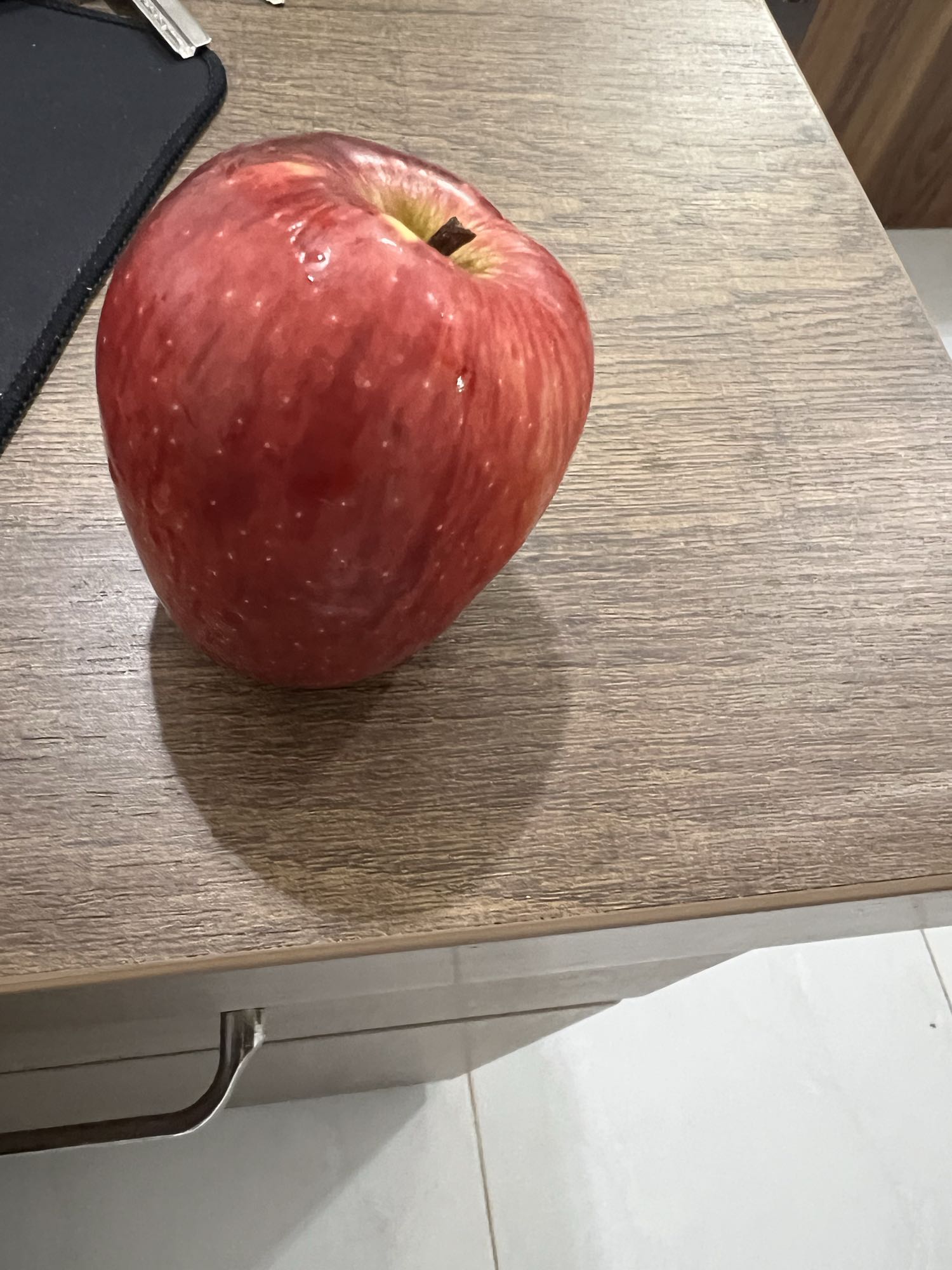 Red Apple