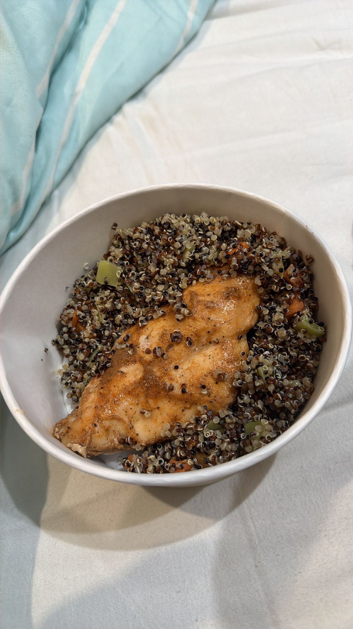 курица с киноа