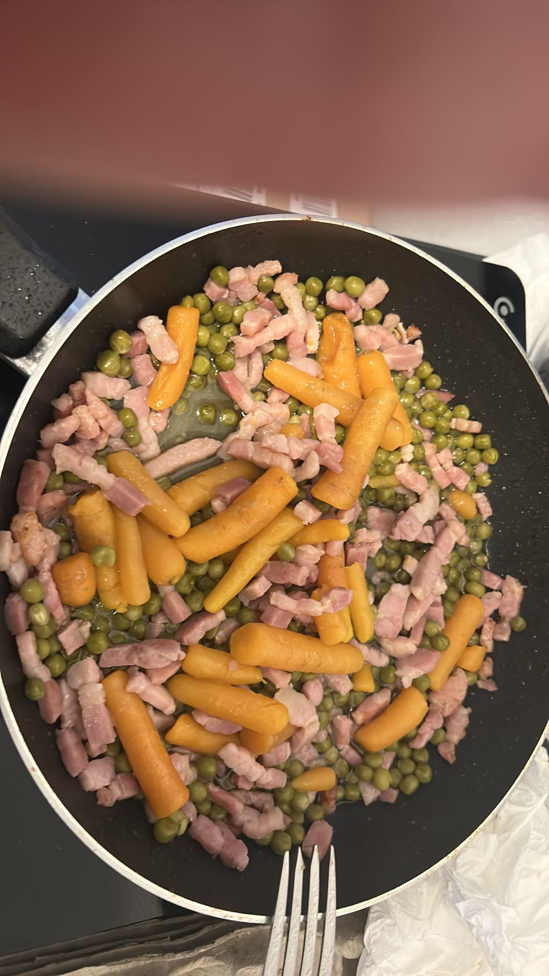 Poêlée petits pois carottes