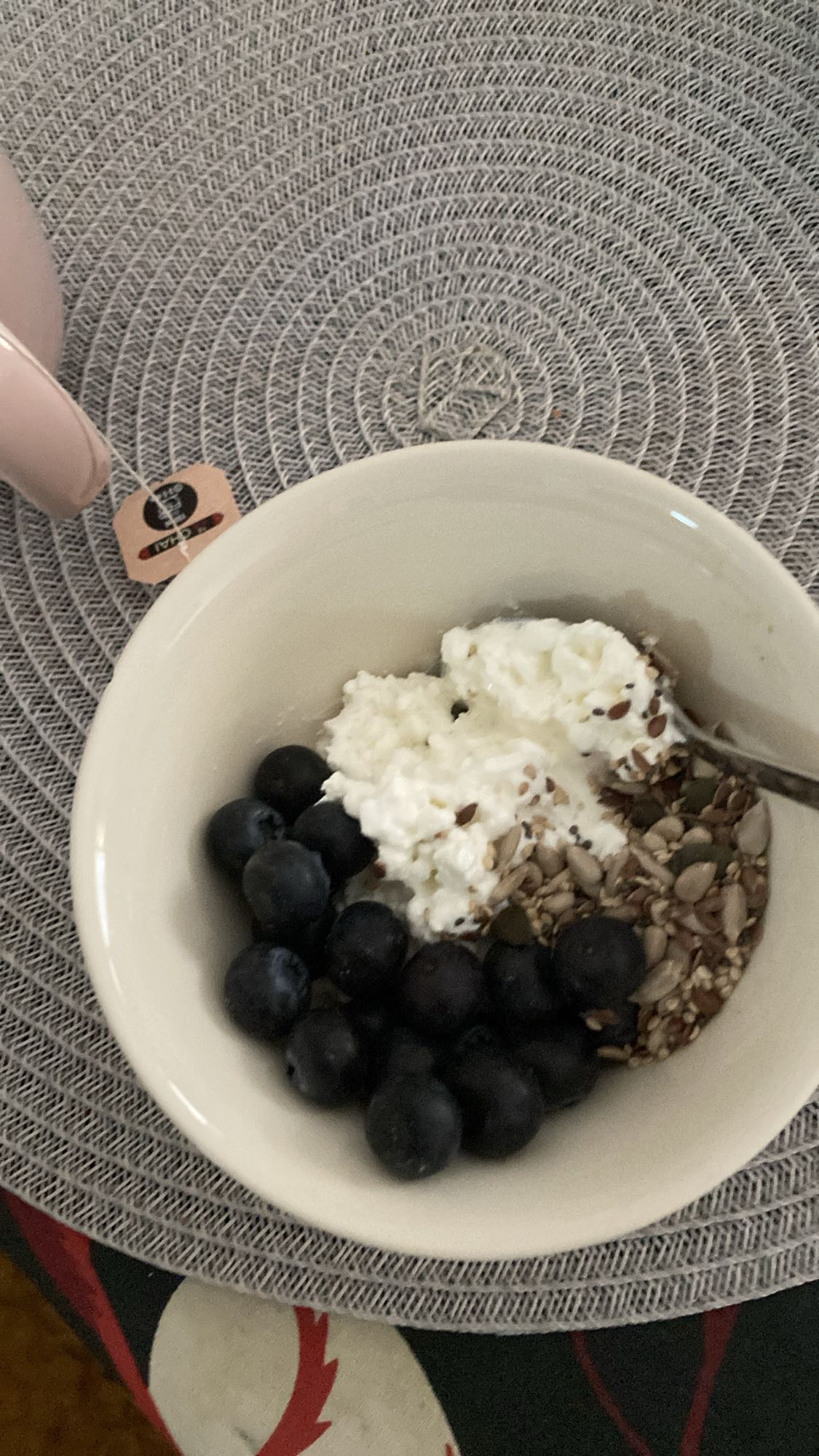 Kesor, blåbär & fröskål