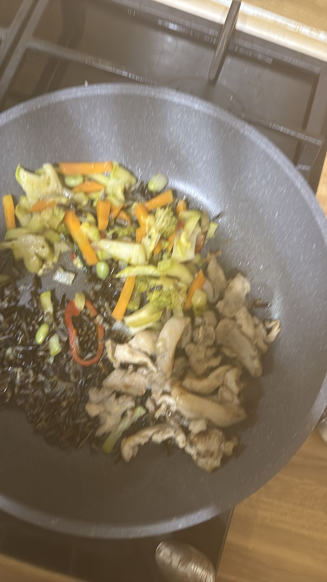 Курица с овощами и рисом