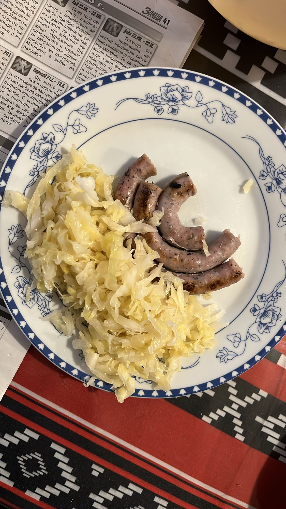 наденица с кисело зеле
