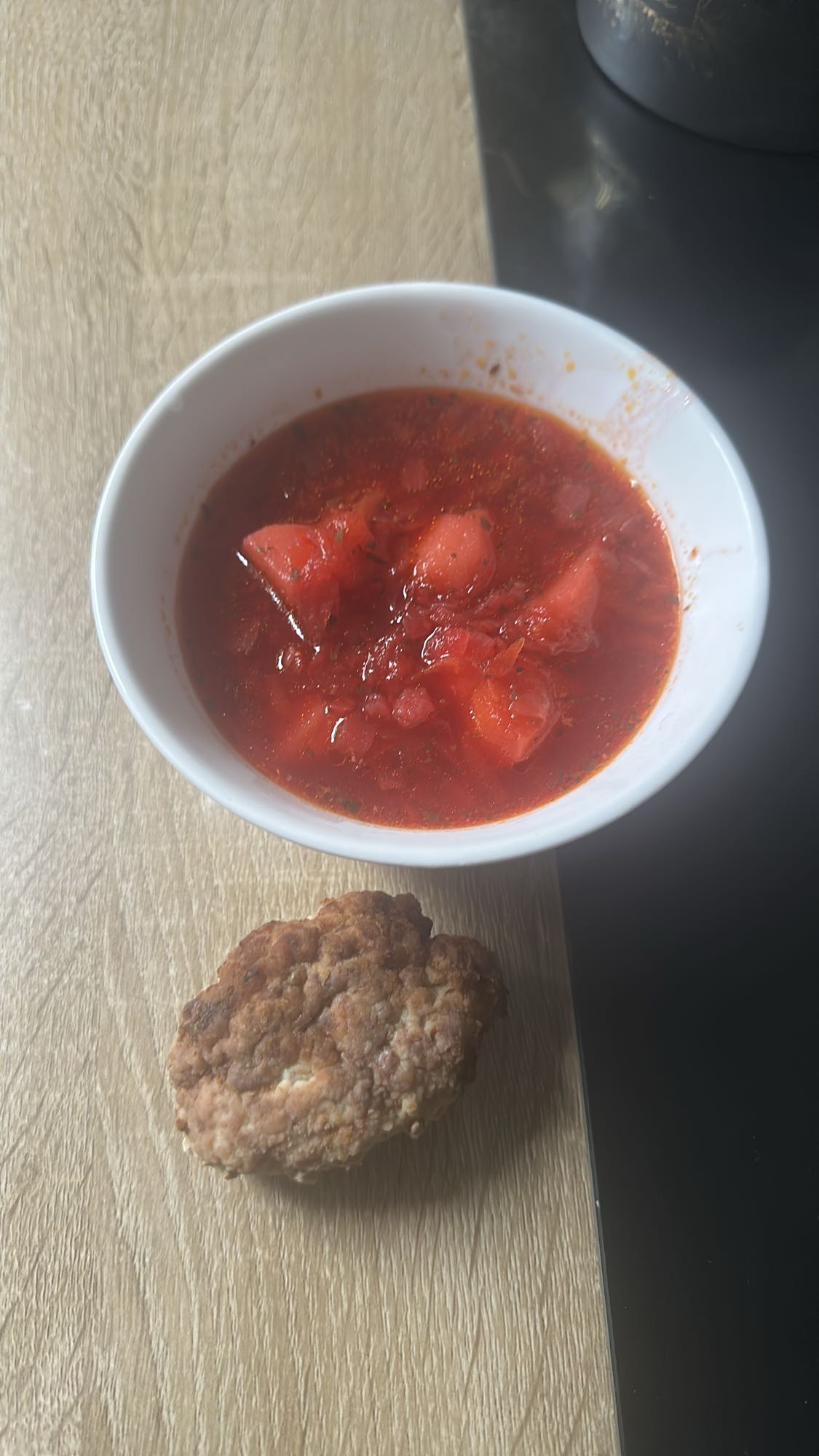 Supă de legume cu chiftea