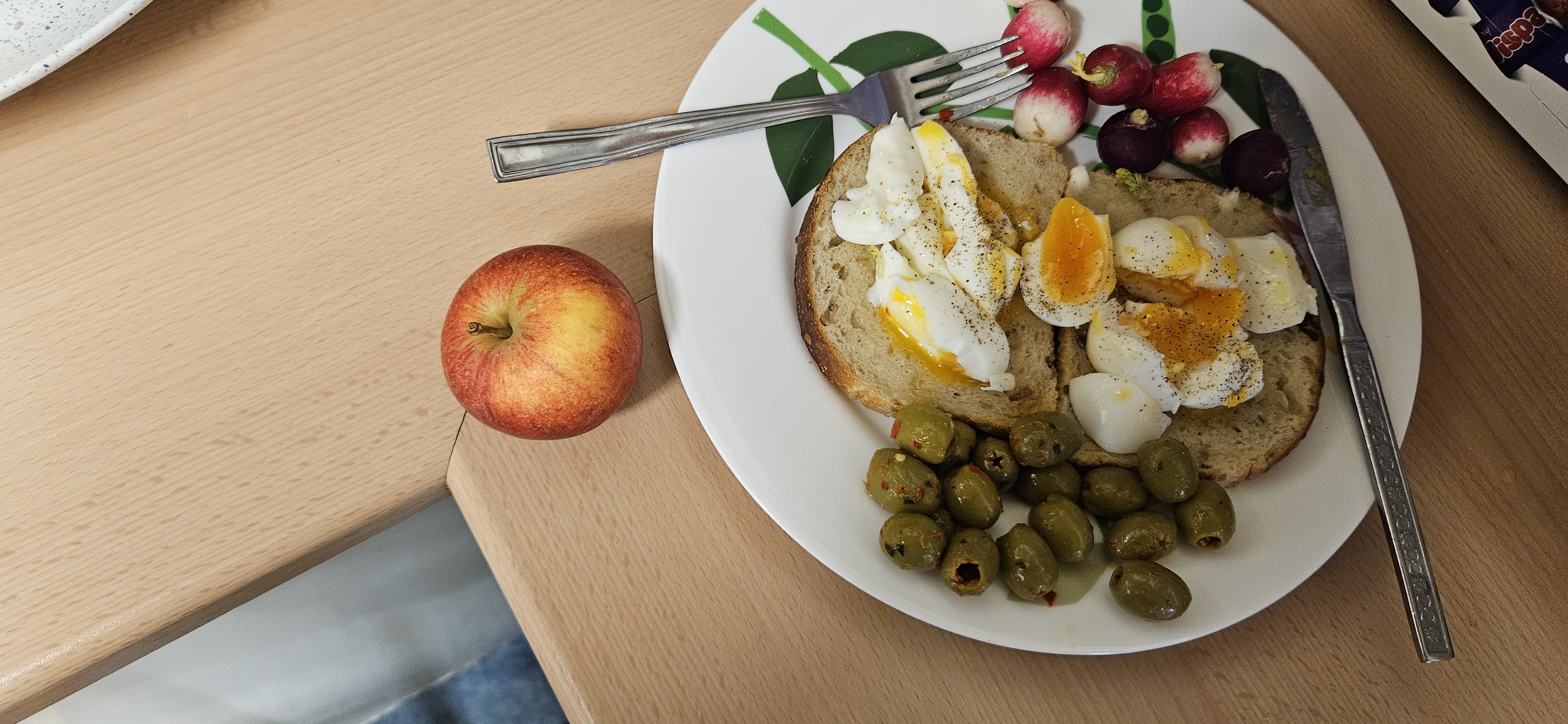 Egg Toast with Veggies