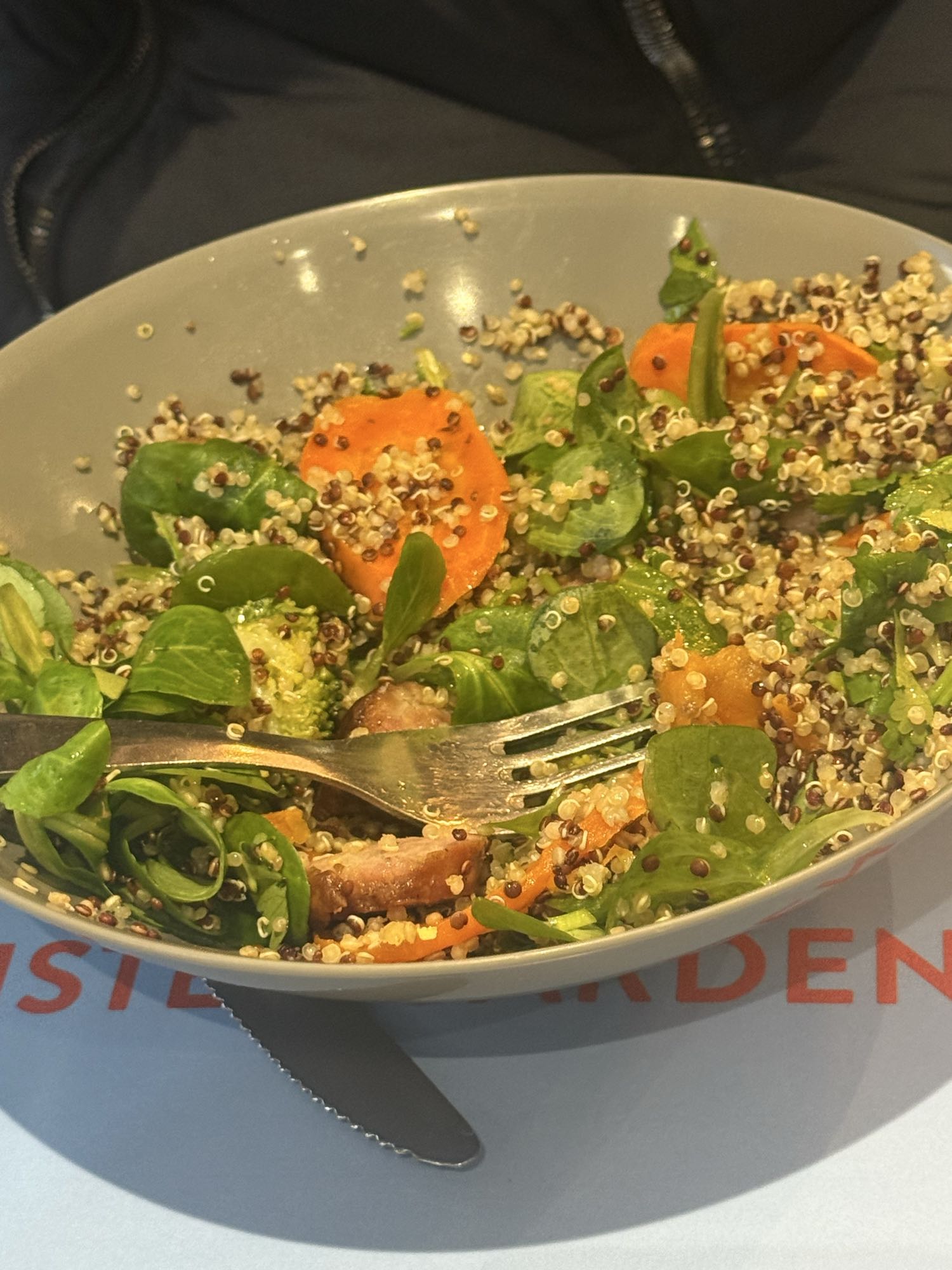 Salade quinoa légumes