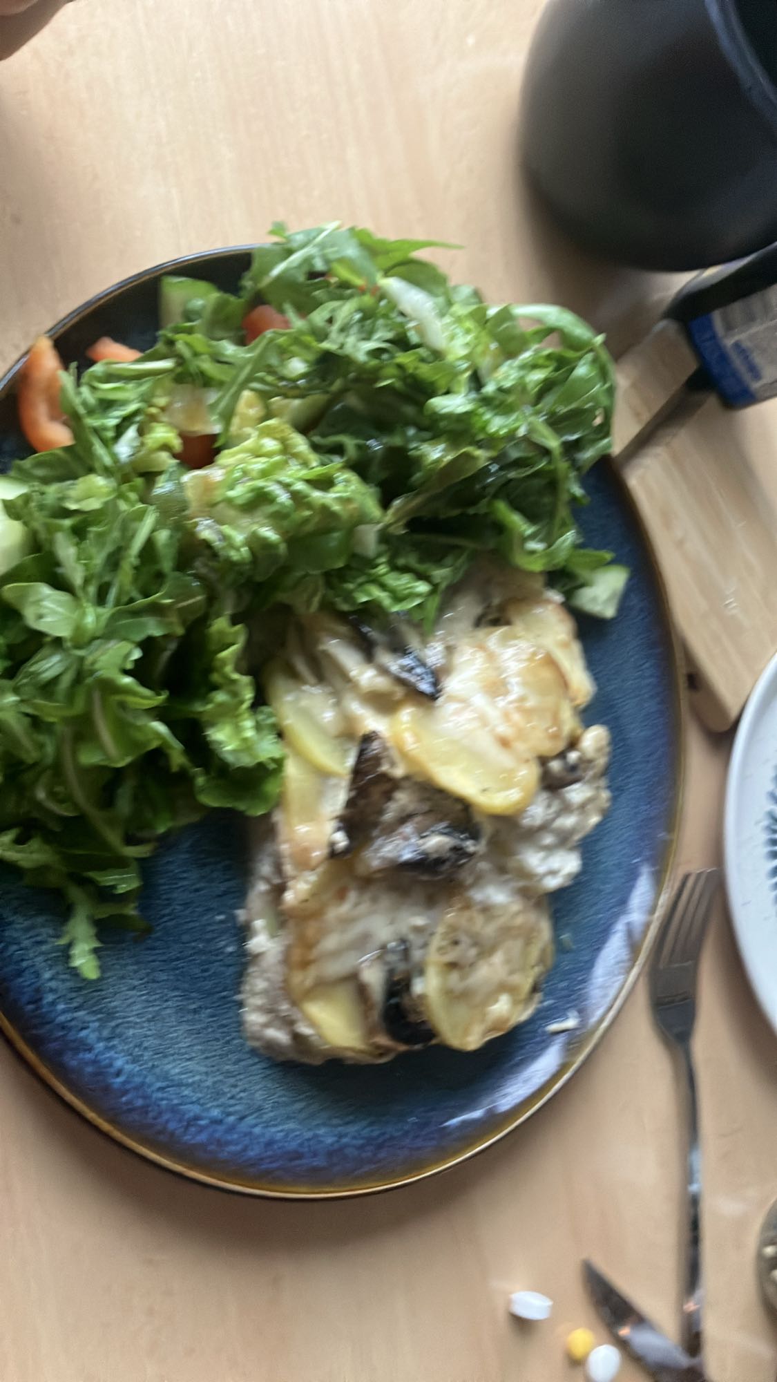 Gratinado com salada