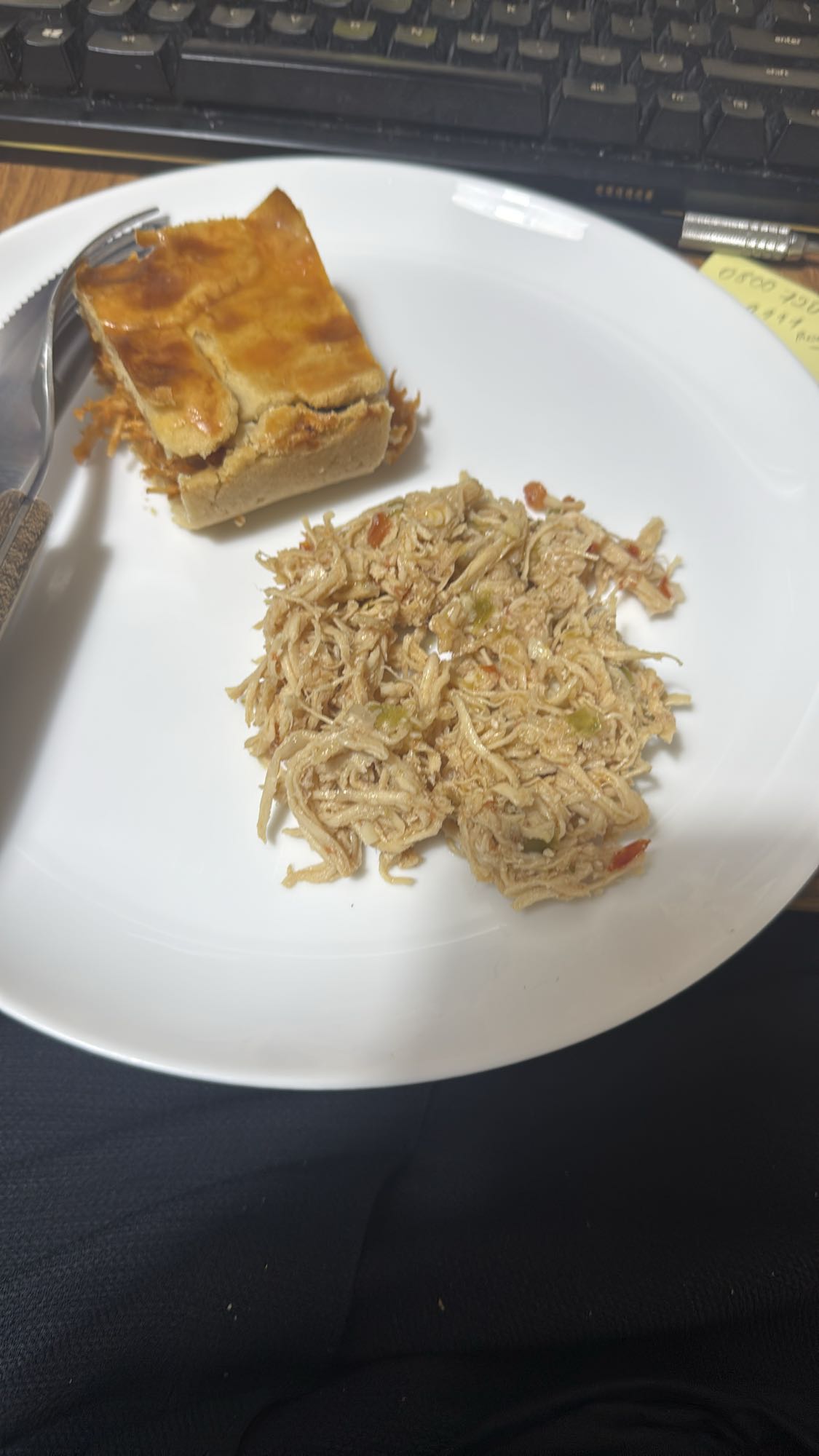 Torta e frango desfiado