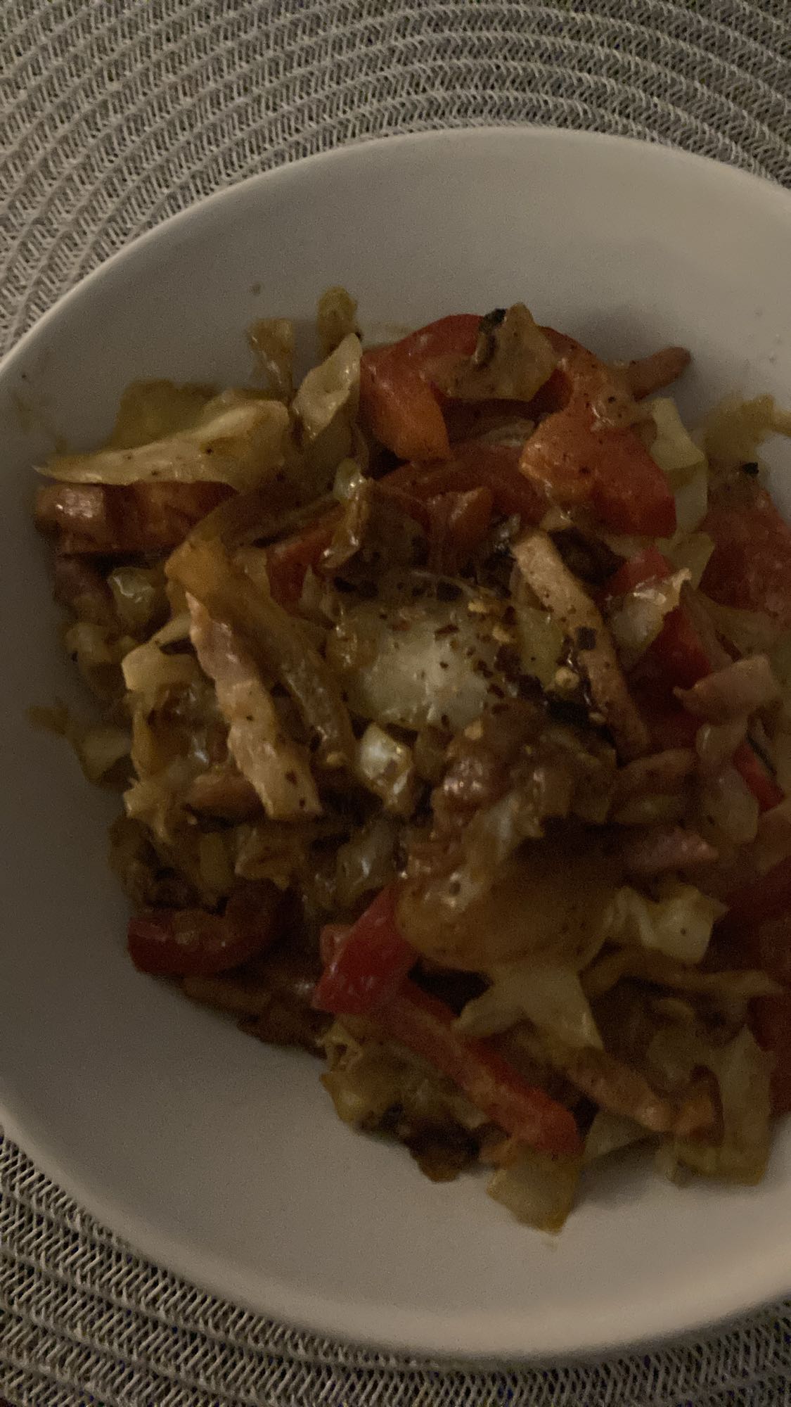 Stekt kål och paprika