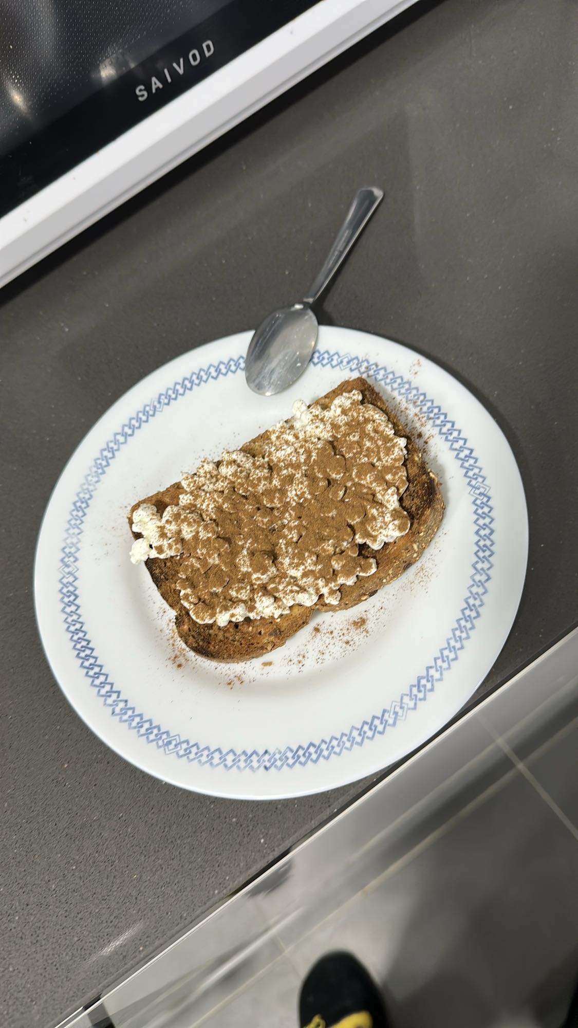 tostada requesón y canela