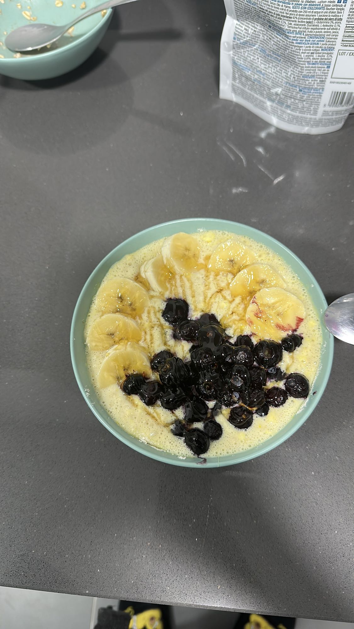 bol de avena con frutas