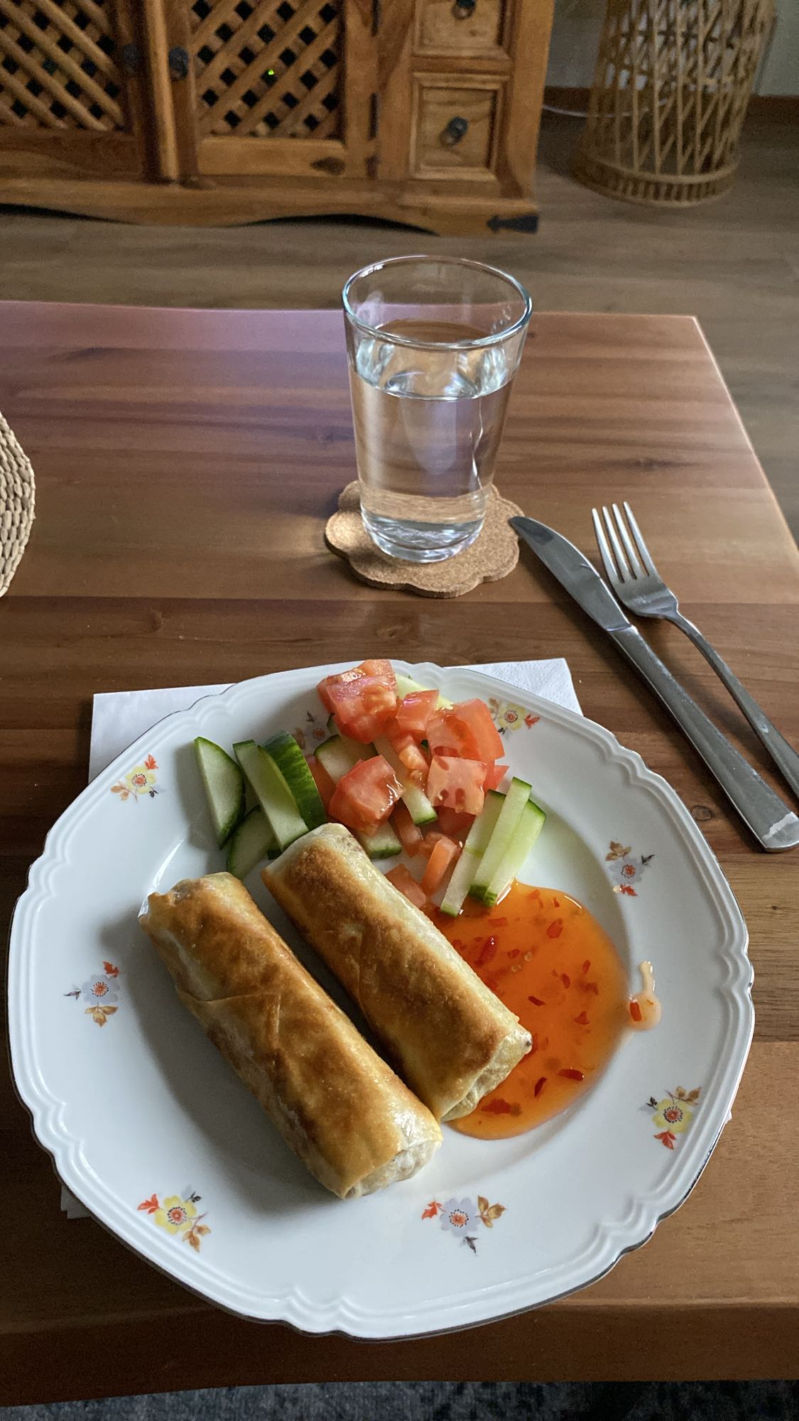 Vårrullar med sallad