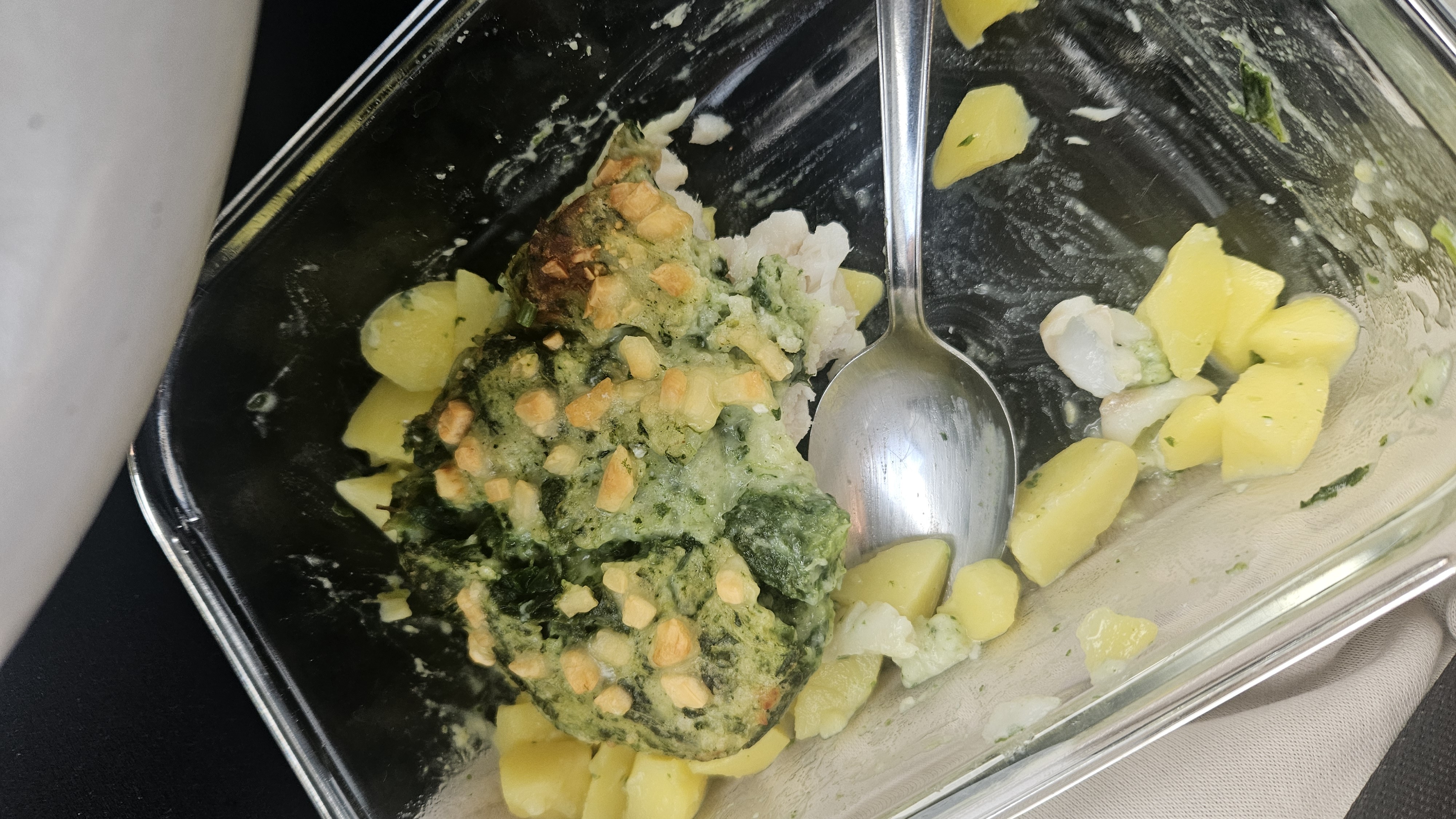 Vis met spinazie en aardappel