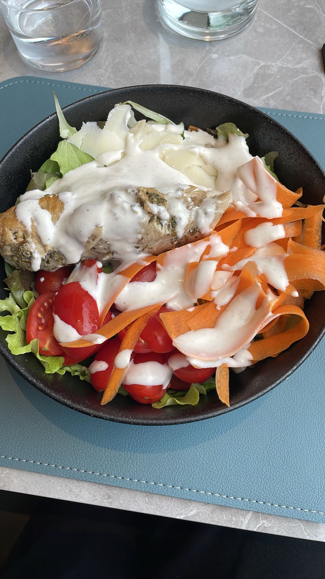 Tavuklu Sebzeli Salata