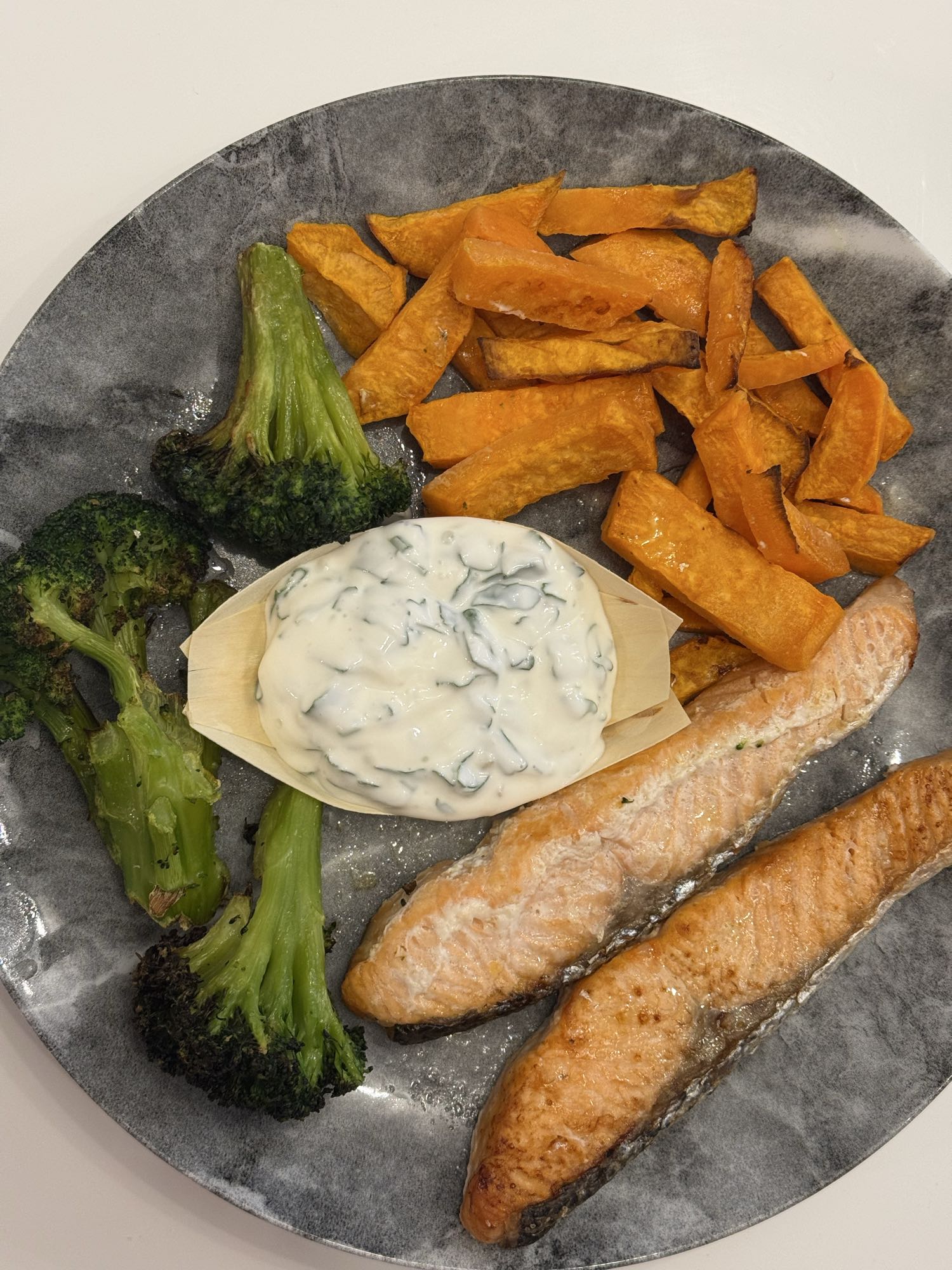 Saumon, patates douces, brocoli