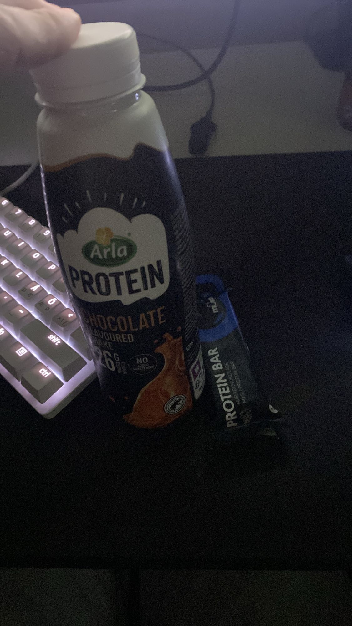Protein shake & bar