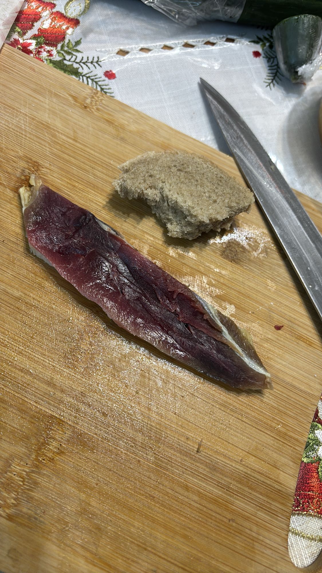 Hal és kenyér szelet