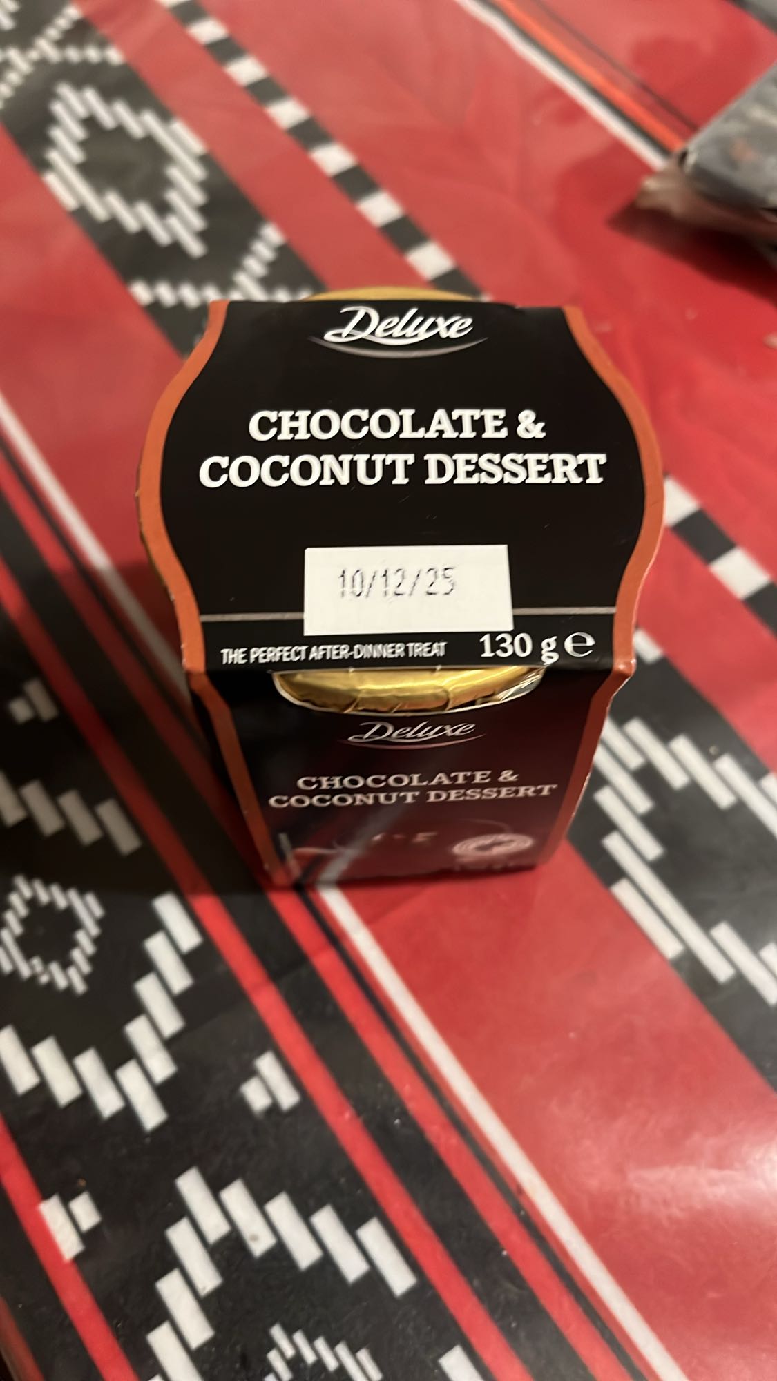 Шоколадов кокосов десерт