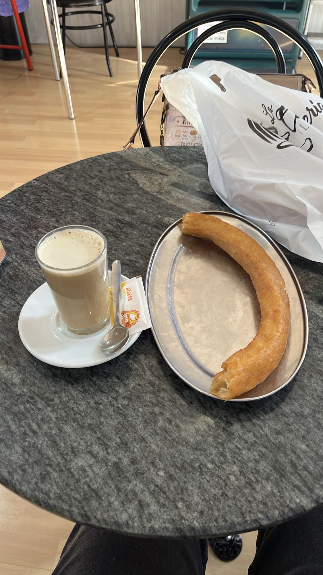 churro con café con leche