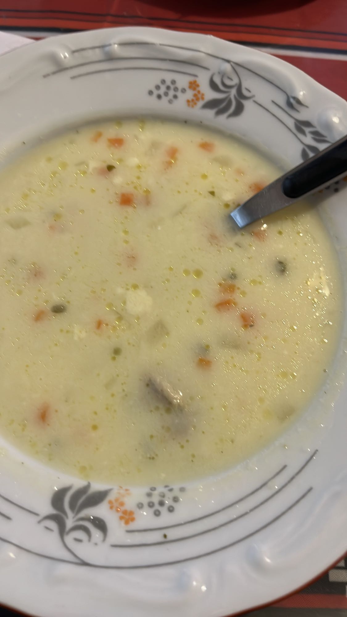 Пилешка супа със сметана