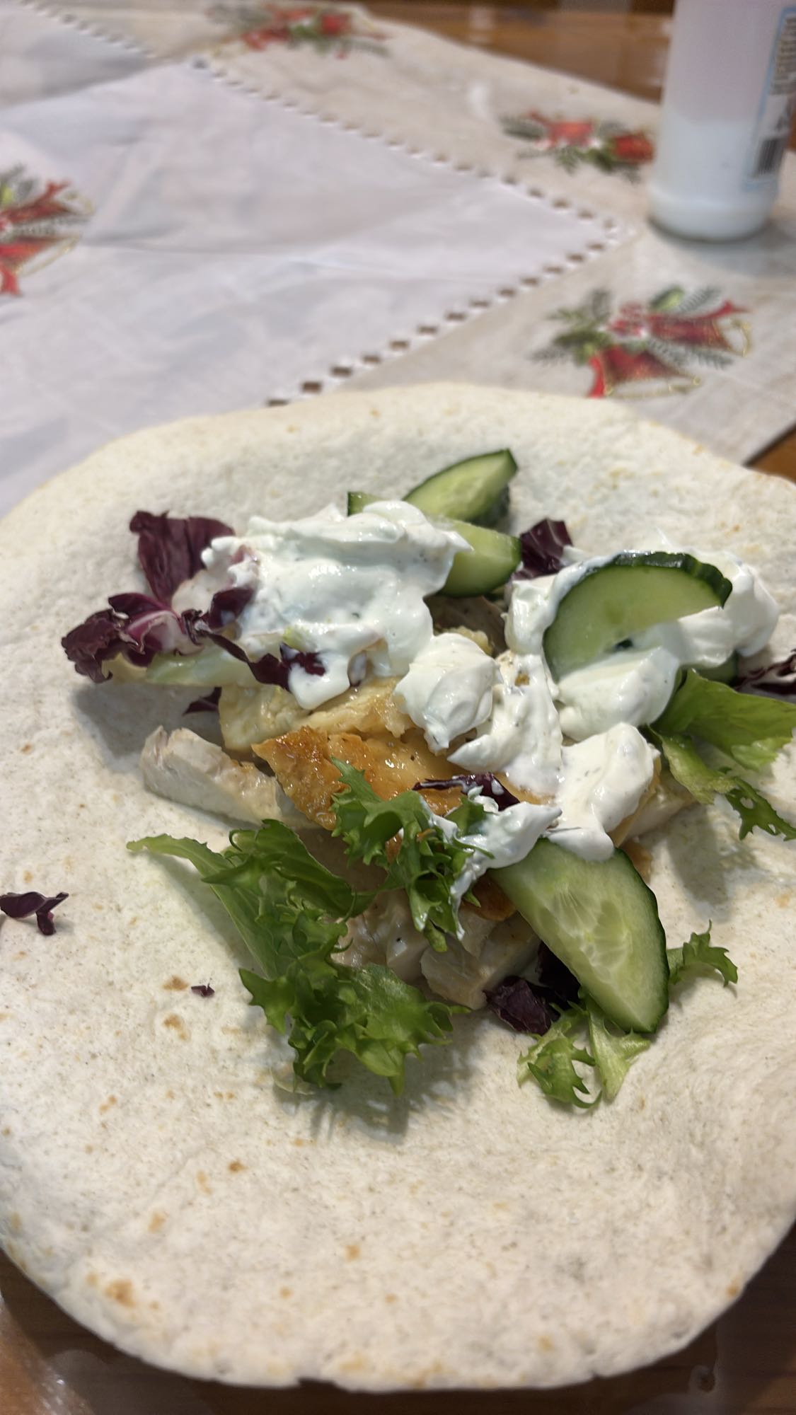 Csirkés wrap zöldségekkel