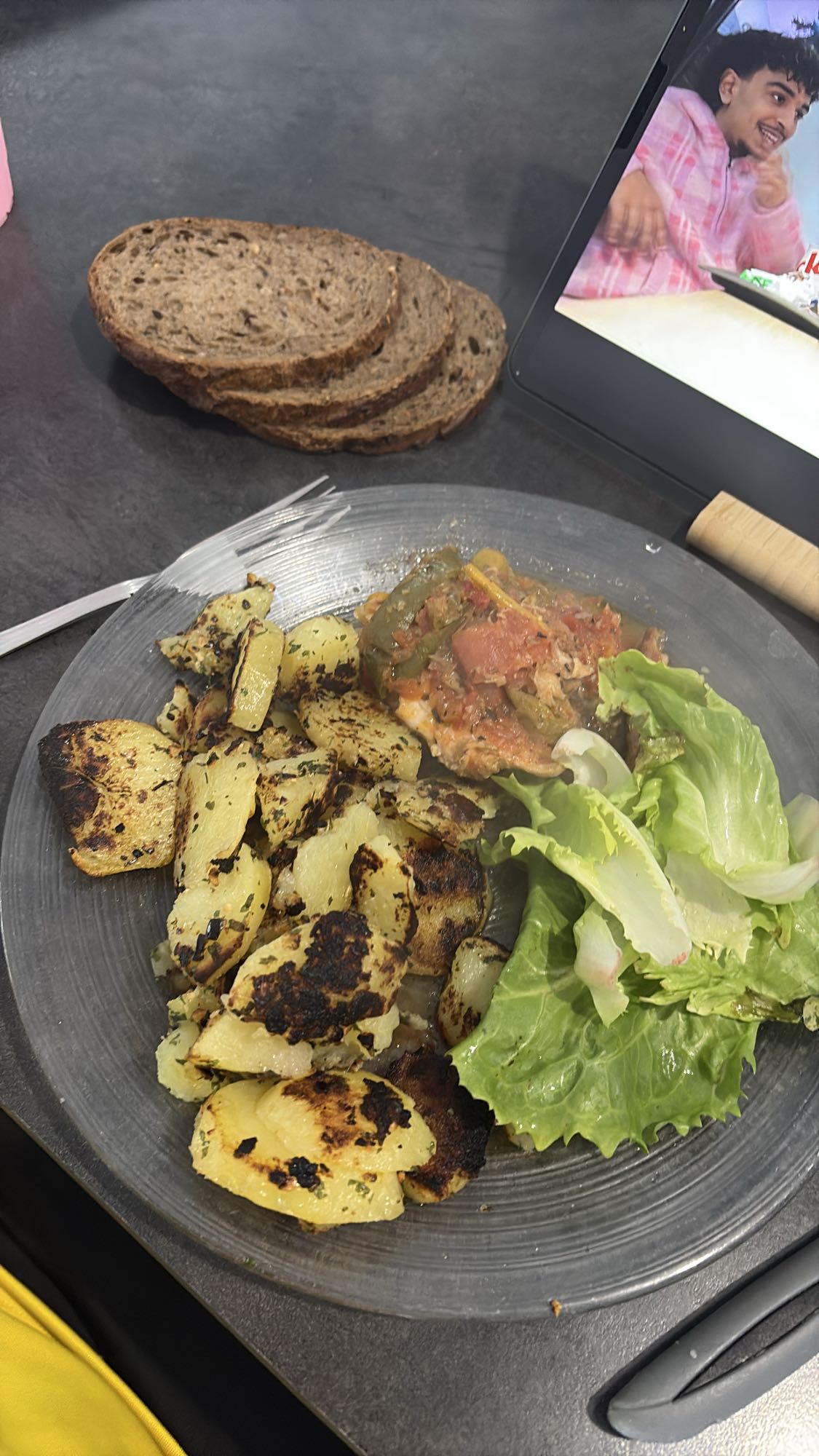 Déjeuner pommes de terre saumon