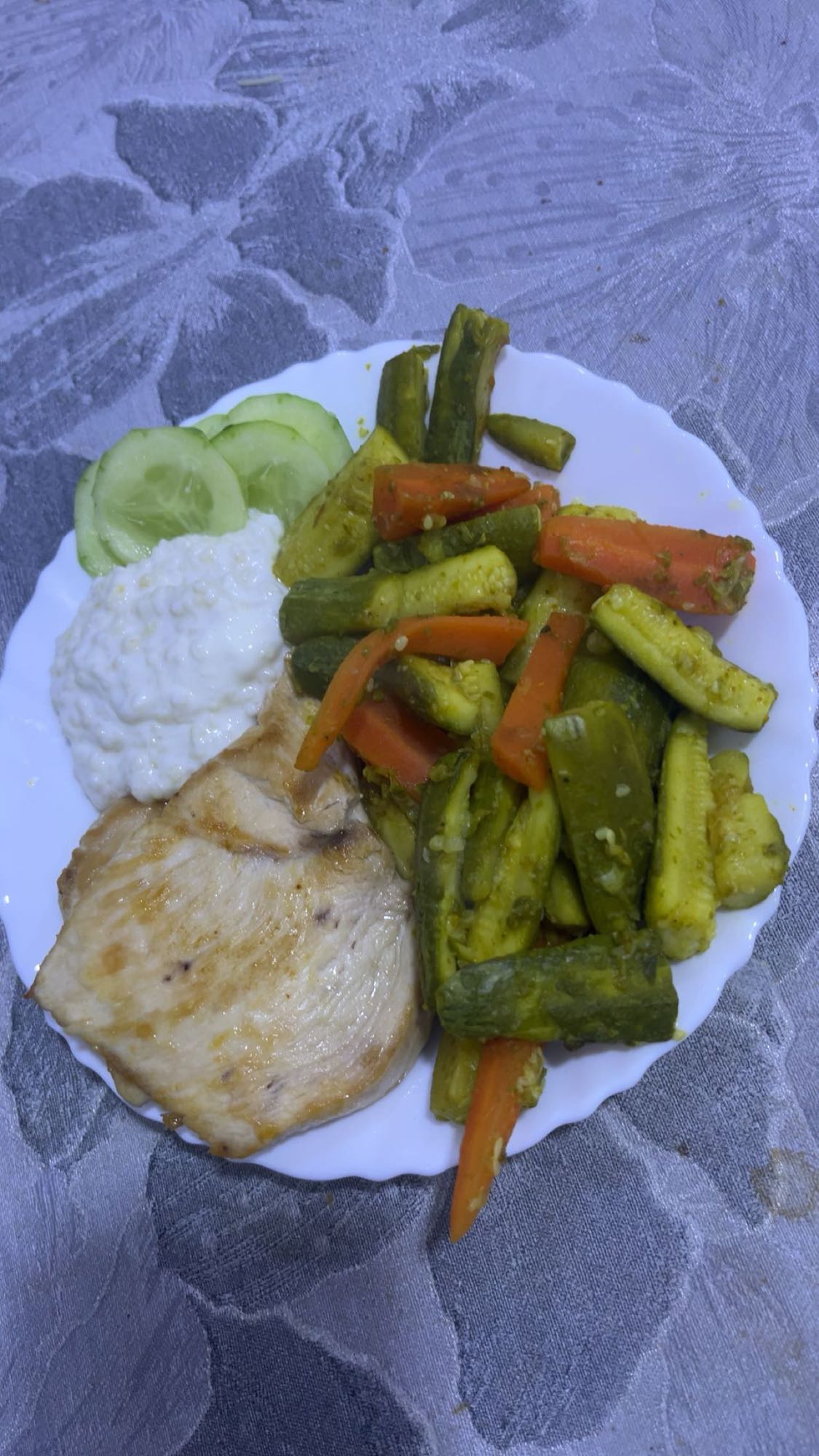 Poulet et légumes