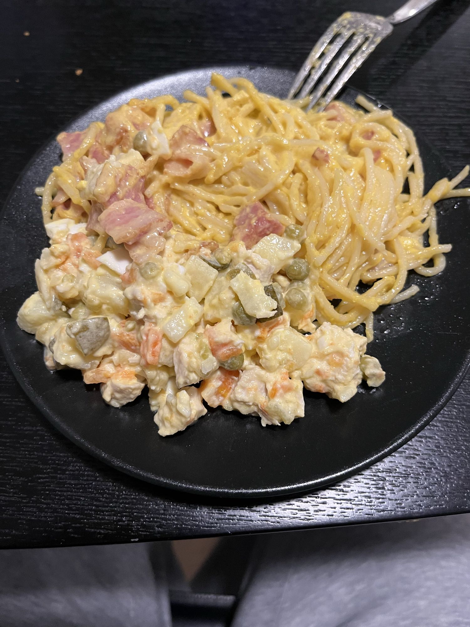 Макароны и оливье