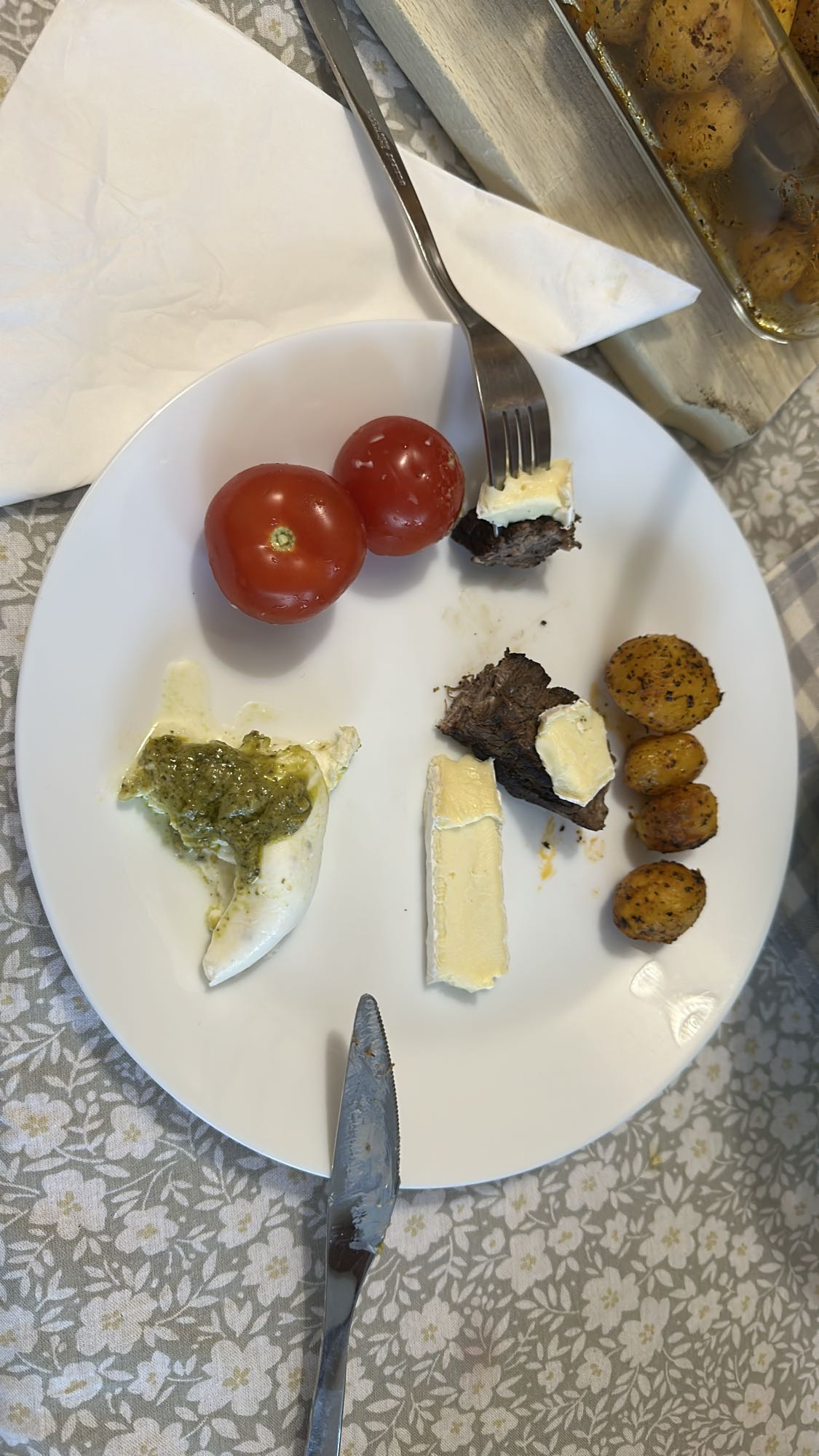 Cheese, steak, potato plate