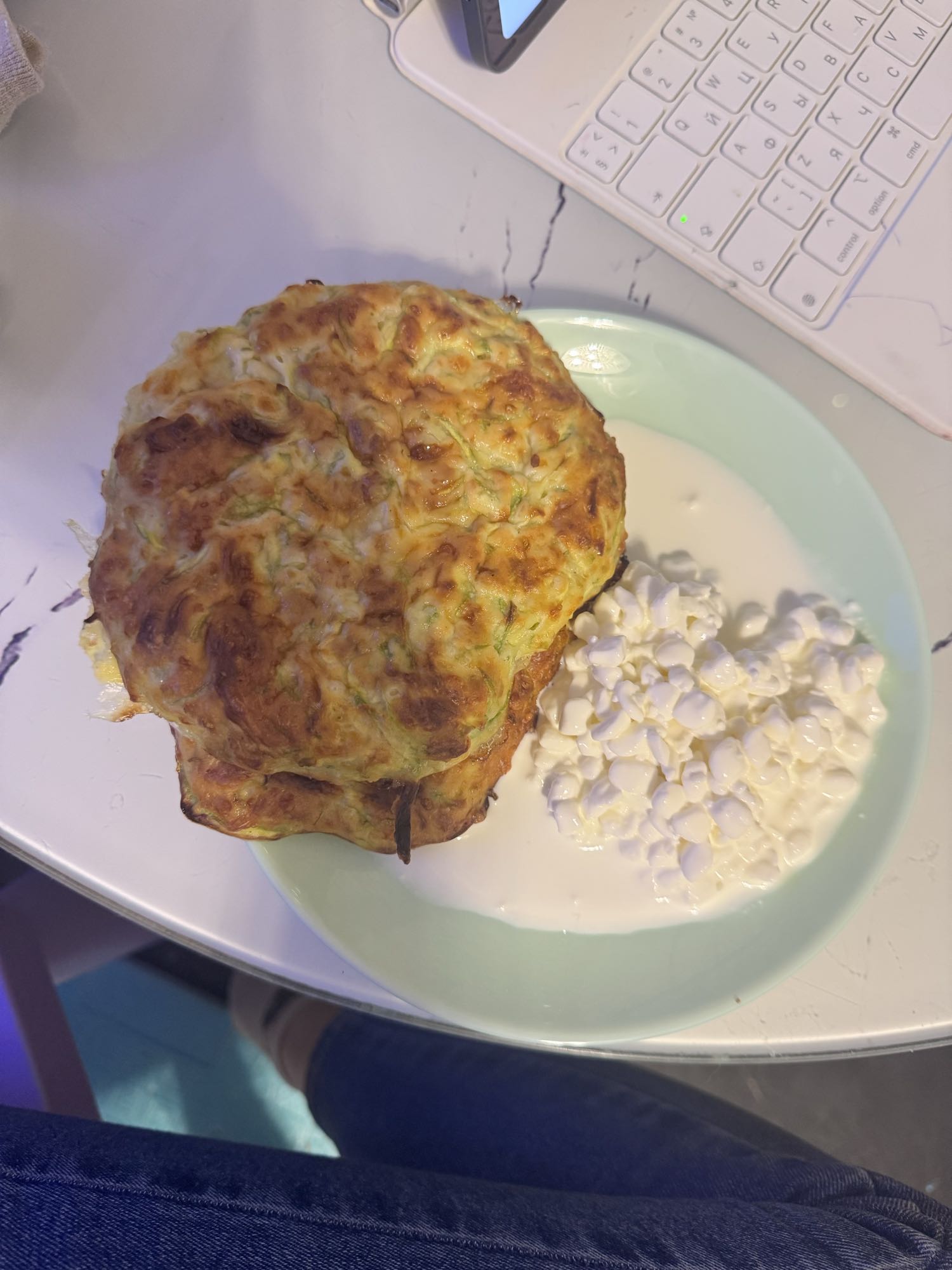 кабачковые оладьи с творогом