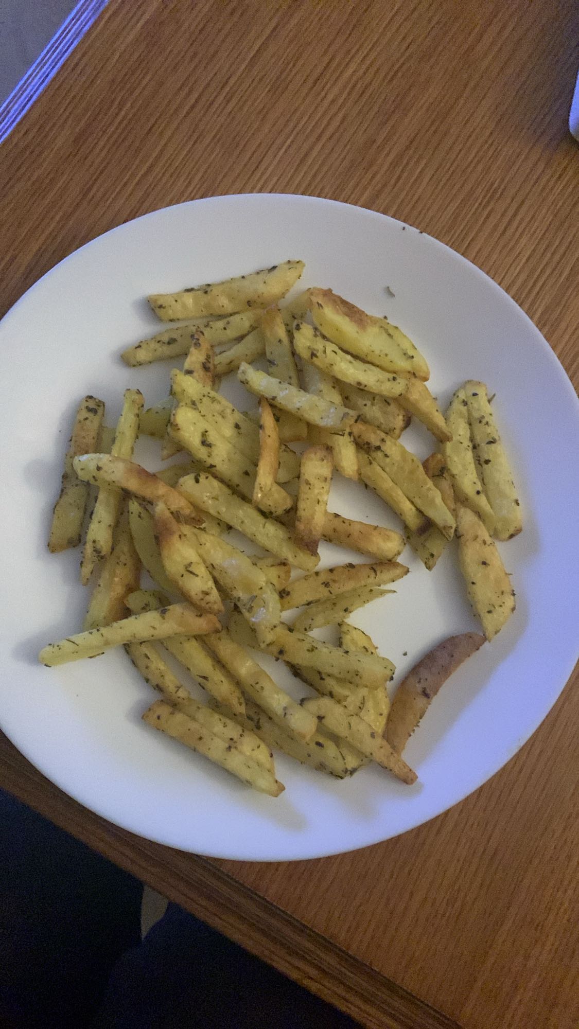 Pieczone frytki z ziołami