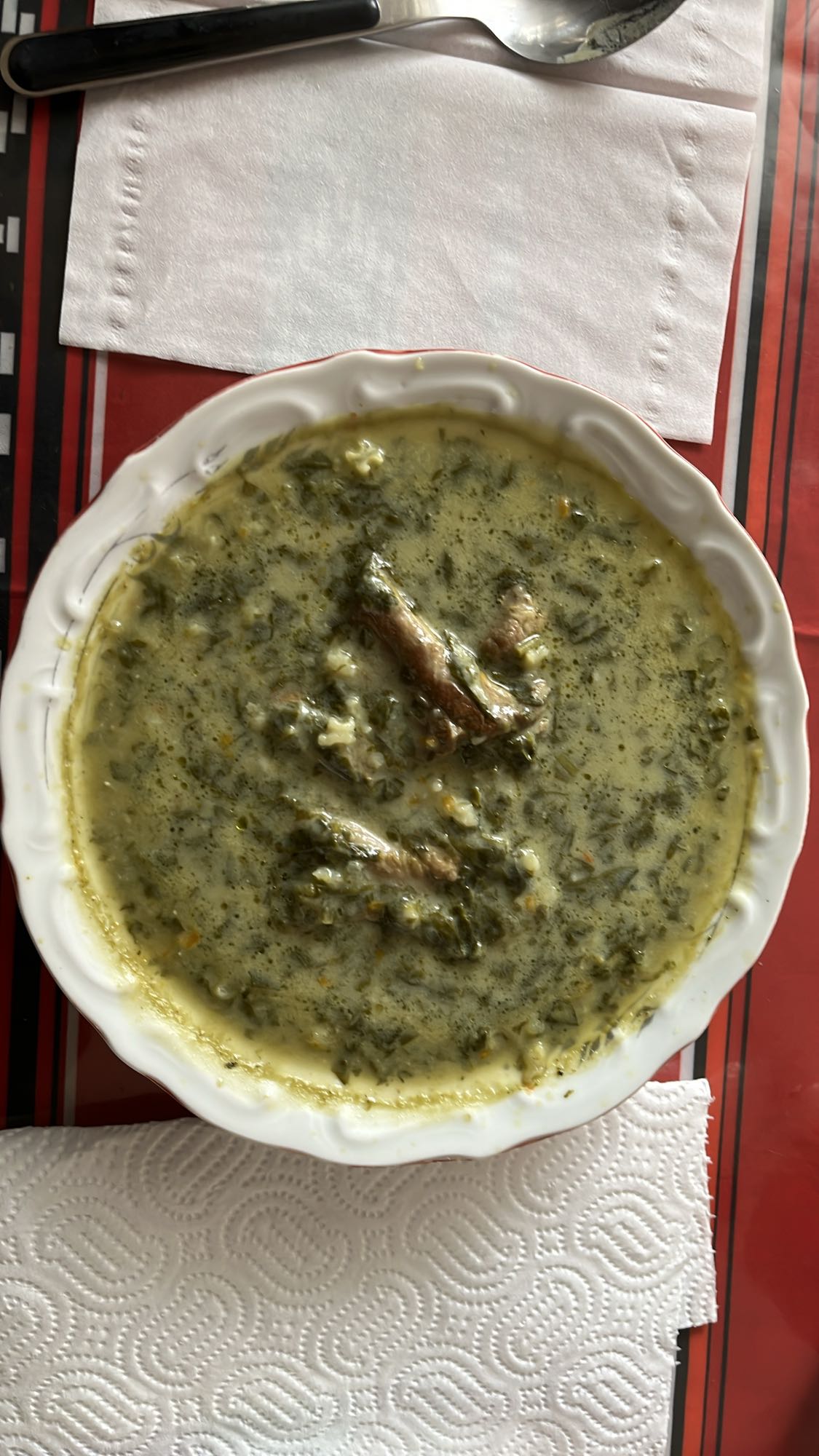 рибена супа със спанак