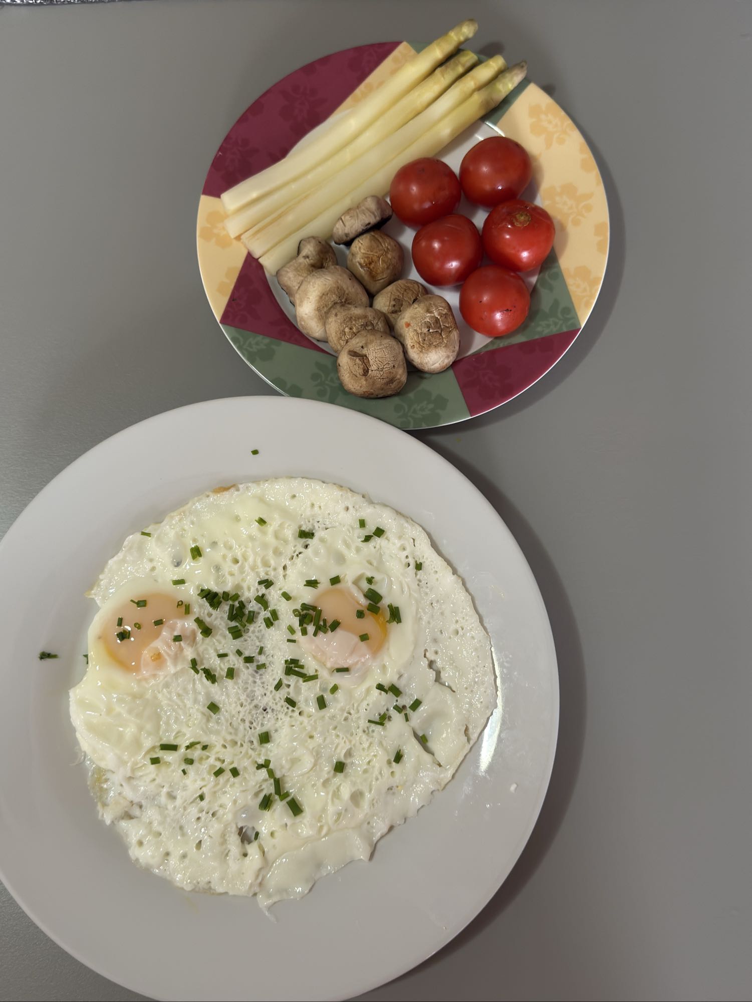 Oua cu legume proaspete