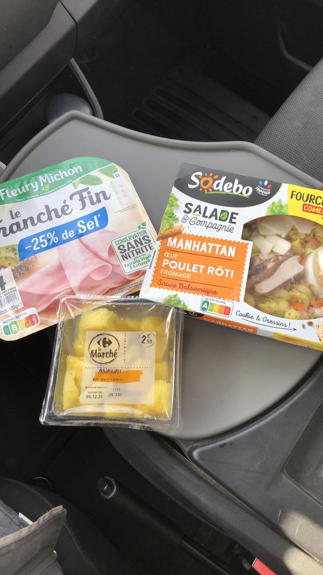 Salade poulet et ananas