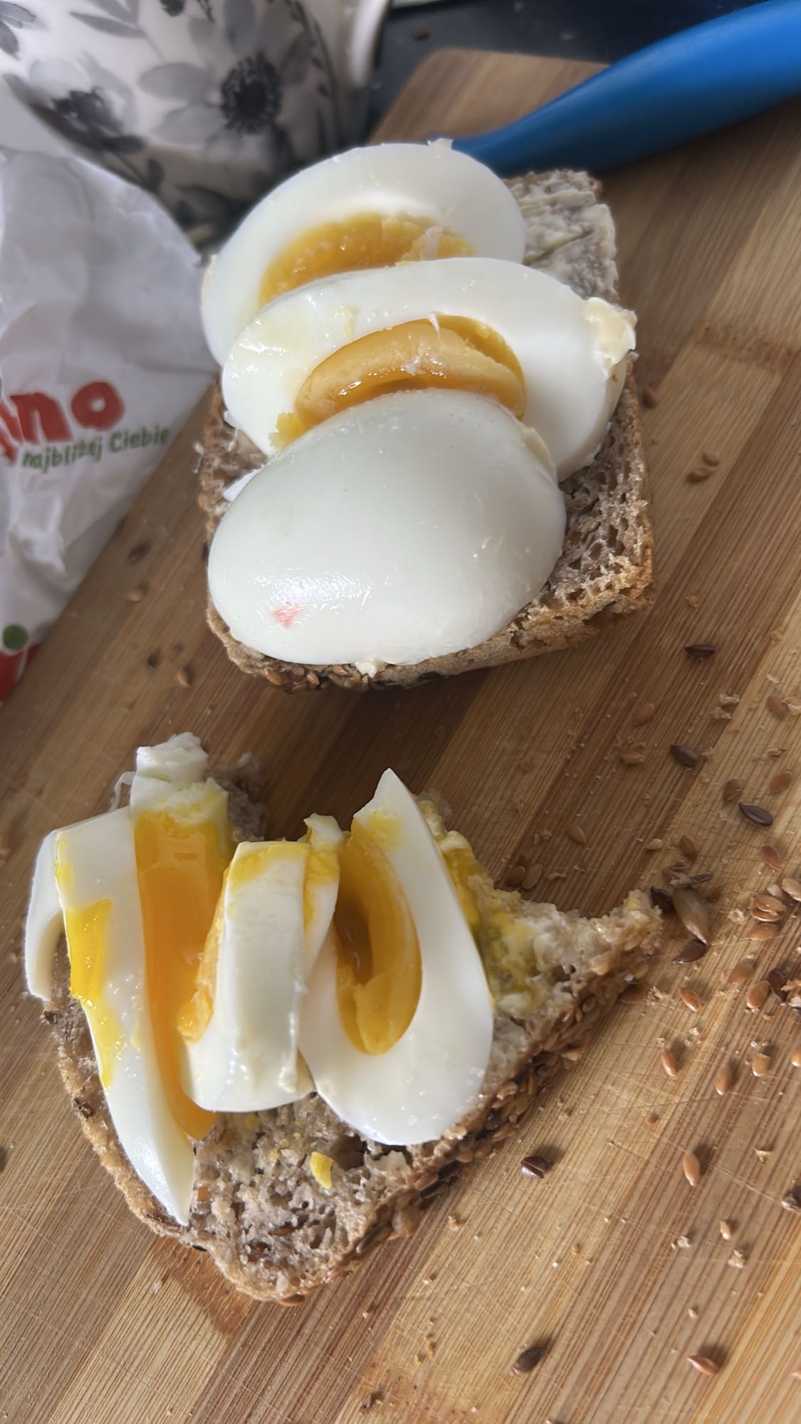 Jajka na chlebie